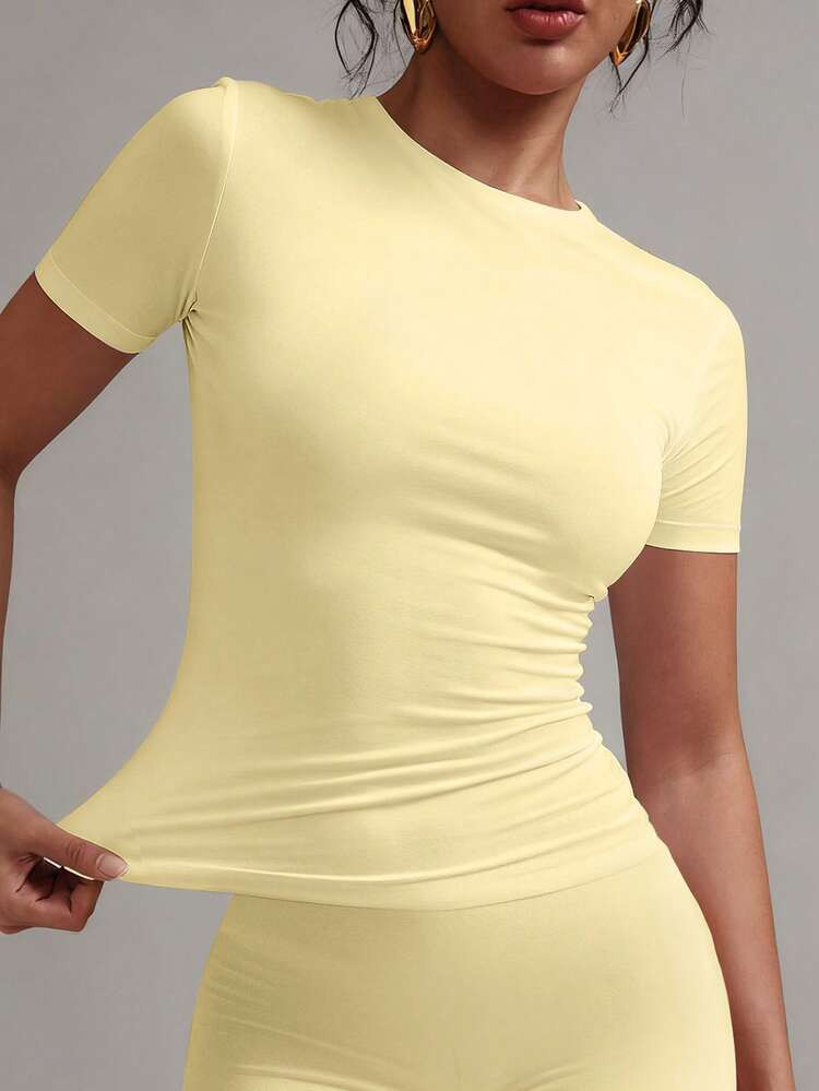 XLLAIS 2025 Model Crew Neck Short Sleeve Summer Cream Yellow Solid Basic Fitted Sporty Casual T-Shirt For Women, Back To School Season | SHEIN
