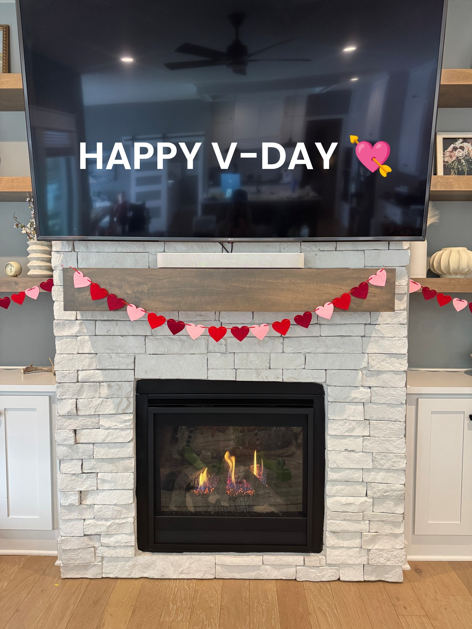 This felt hearts banner is so cute!!! 

Valentine’s Day decor 

#LTKKids #LTKValentine #LTKSeasonal