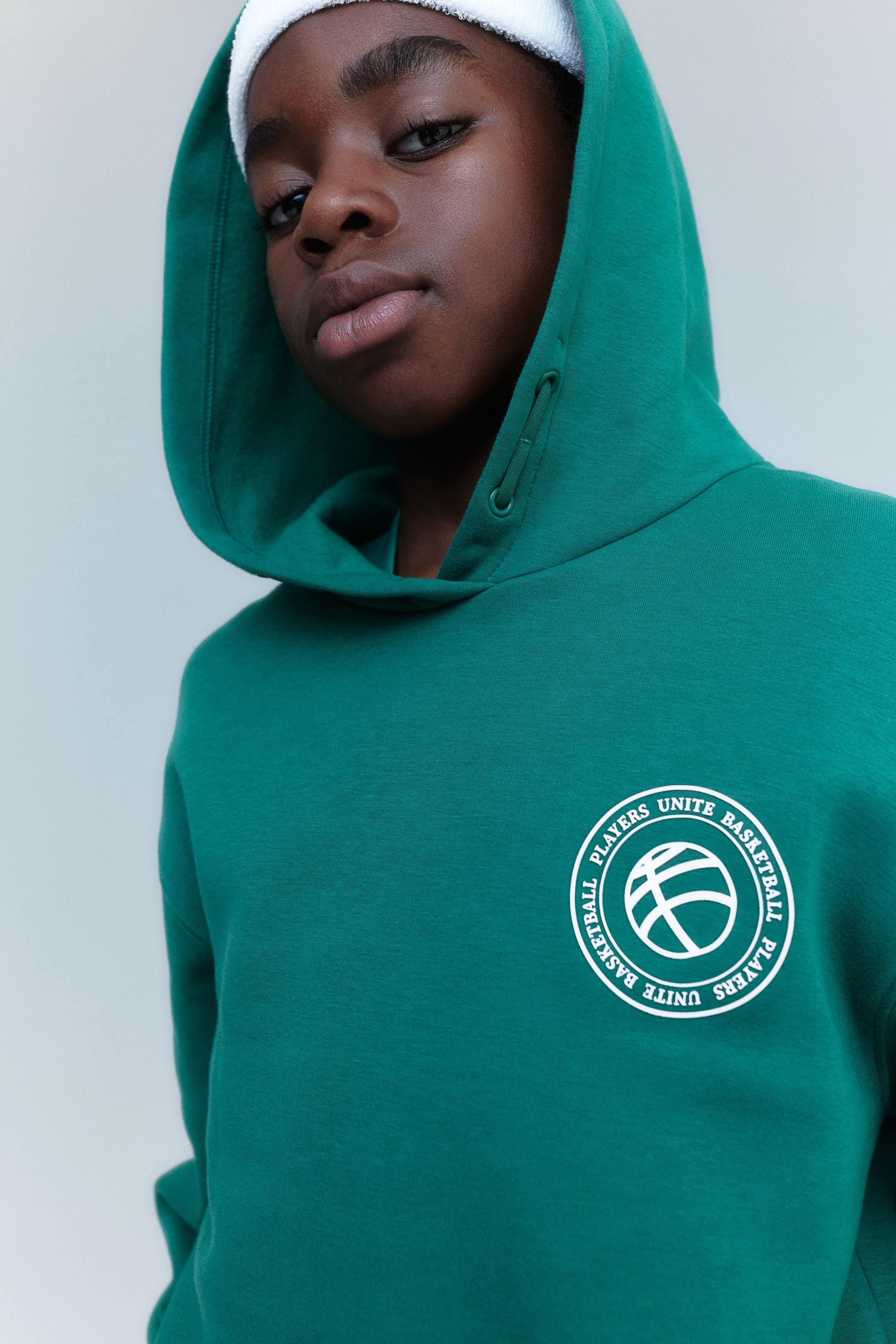 Sports hoodie in DryMove™ | H&M (UK, MY, IN, SG, PH, TW, HK)