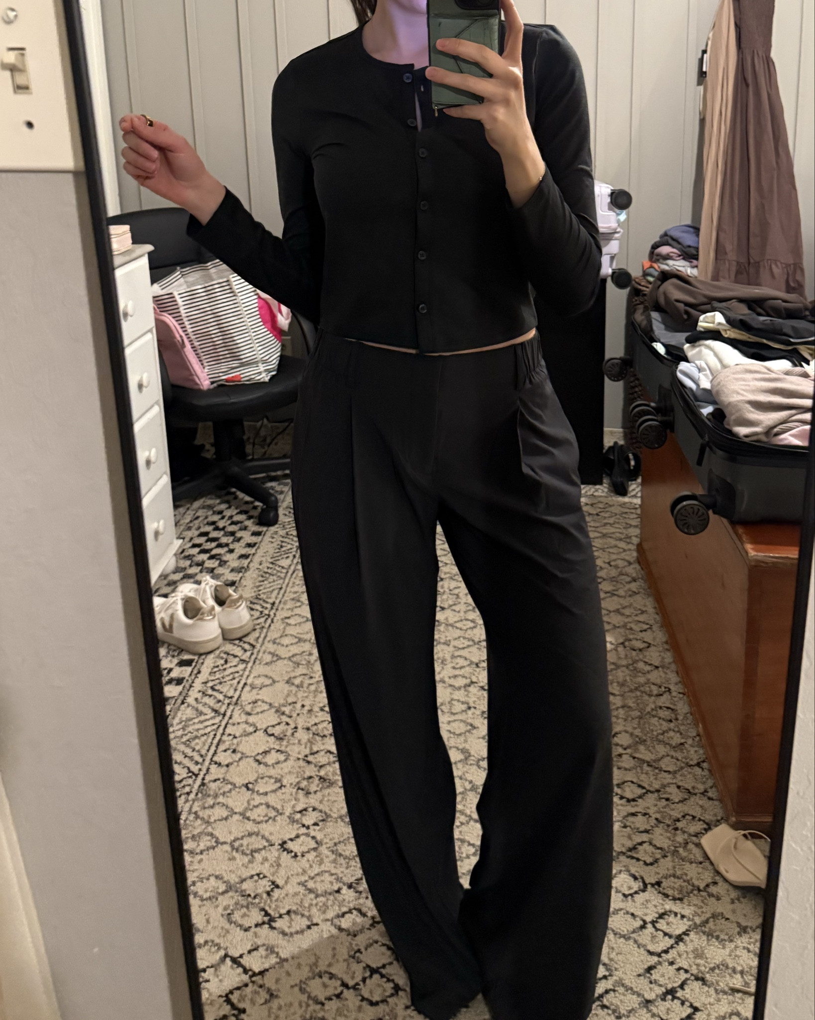 one pair of pants & three top options 🖤

#LTKootd