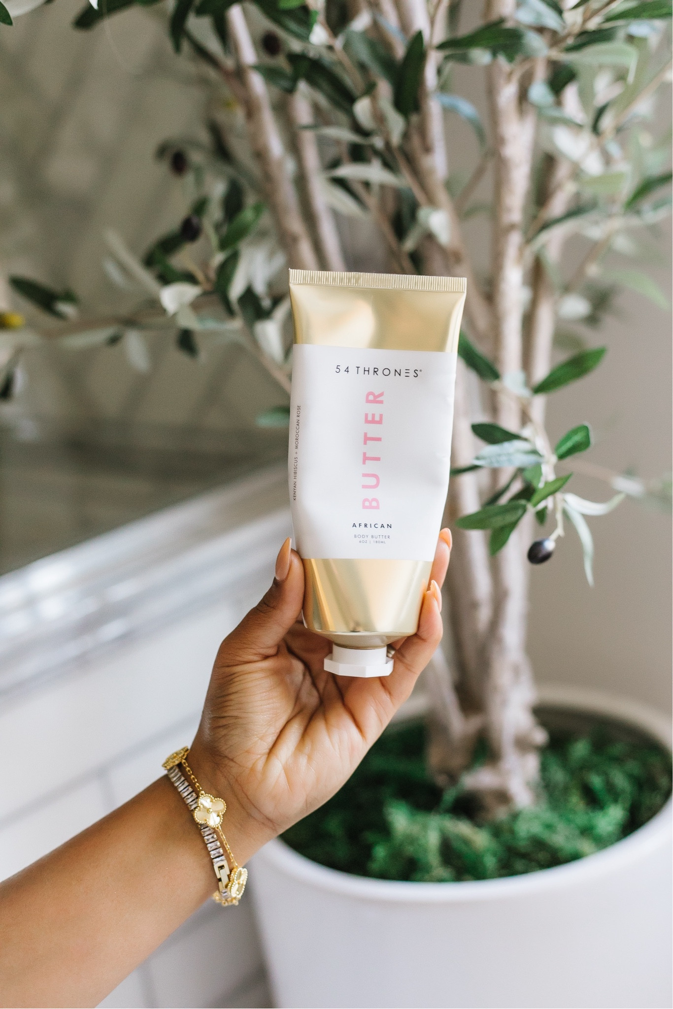 My Favorite Body Butter ✨

54 thrones // lotion // body lotion // body butter // hand lotion // sephora // sephora haul // sephora must haves // amazon finds // amazon beauty // amazon skincaree

#LTKBeauty #LTKFindsUnder100 #LTKFindsUnder50