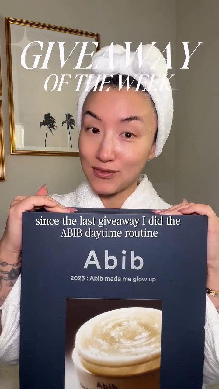 ✨ Weekly Giveaway – Abib Masking Edition ✨

Following up on last Abib skincare giveaway, I’m excited to gift another Abib set — this time all about masks & targeted treatments 🤍

Inside this bundle:
• 2 Wrapping Masks
• 2 Overnight Masks
• Lip Mask
• Eye Cream
• Collagen Eye Mask

Perfect if you love at-home spa nights or want to give your skin some extra TLC during the colder months ❄️

💡 How to Enter:
1️⃣ Like & repost this post
2️⃣ Share to your stories and keep it up for 24 hours
3️⃣ Comment which Abib product you’re most excited to try + tag 2 friends
4️⃣ Subscribe to my Gl4maway channel — winners are announced there and must be claimed within 1 week

✨ Bonus Entry:
Each tagged friend who follows me = +1 extra entry (no limit). Please tag thoughtfully — I care about growing this space authentically 🤍

🎉 Winner announced Friday 2/6 EOD ! Good luck ✨!

#skincareover40 #kbeautyroutine #sheetmasklover #hydratedskin #weeklygiveaway

#LTKselfcare #LTKBeauty #LTKOver40