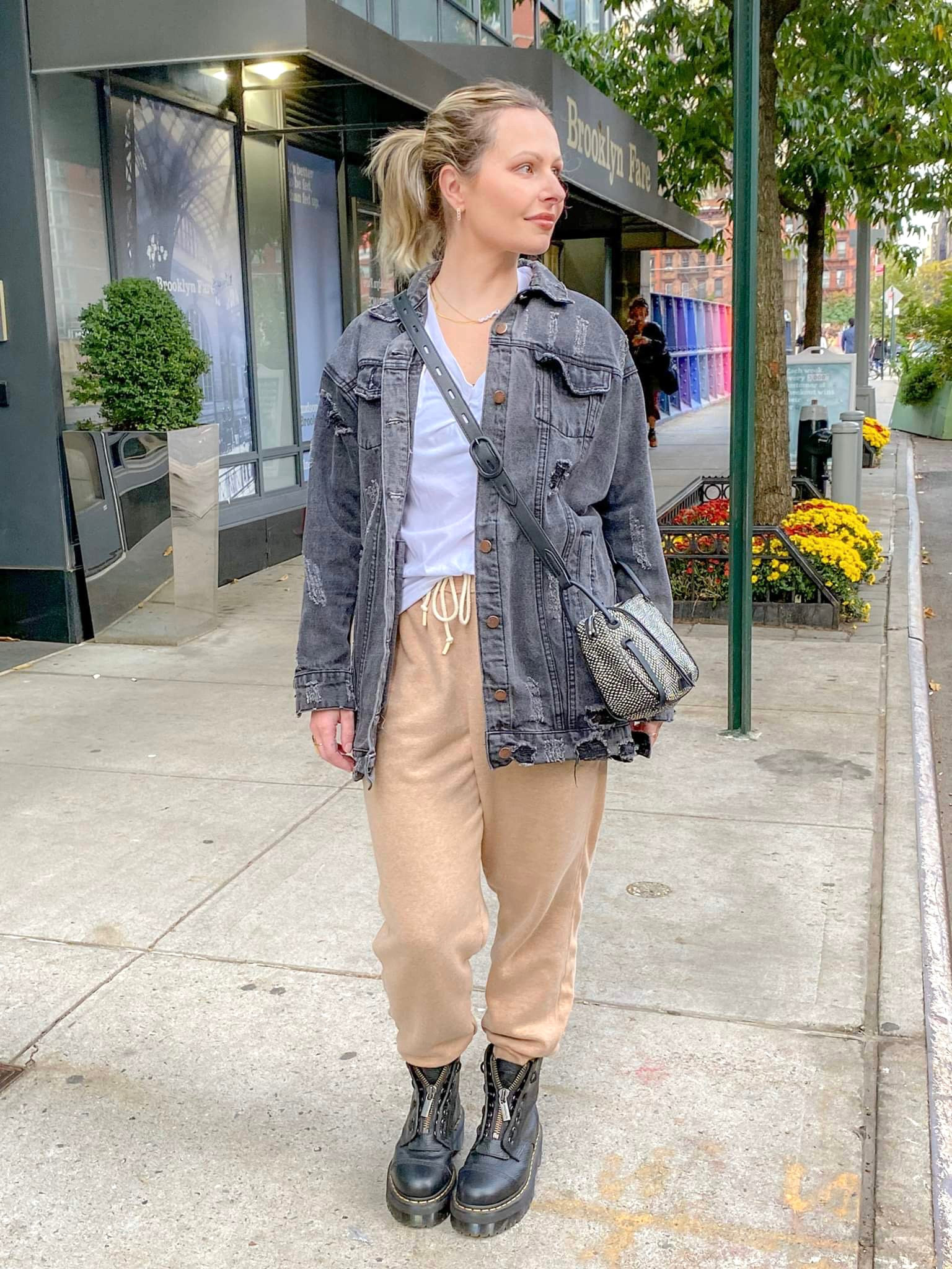 The time of the year when my wardrobe becomes filled with black, gray, olive green, mustard yellow, and various shades of tan. 🍂

#LTKshoecrush #LTKstyletip #LTKSeasonal