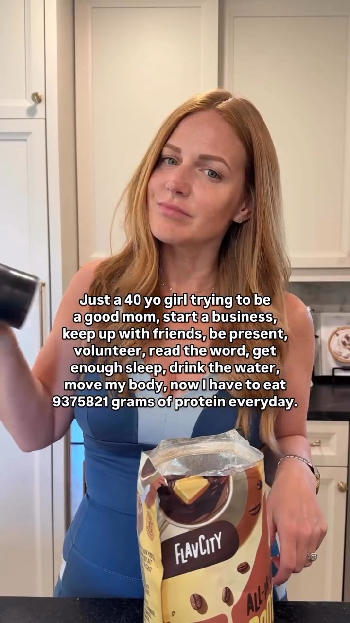 Haven’t we suffered enough? 😭

What’s your favorite protein? I finally tried @flavcity and can honestly swear by 3 flavors— sooo delicious and no yucky after taste like most protein products out there. Cheers.

#LTKOver40
