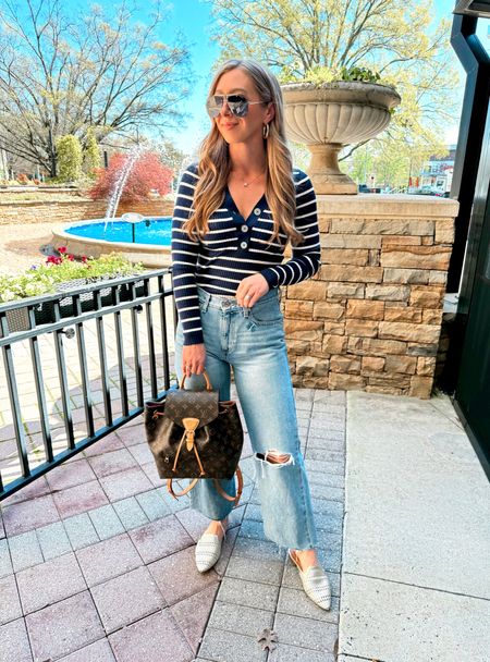 Today’s lunch OOTD 🩵 I have been wearing this striped Henley sweater on repeat + these jeans are under $40! 🫶🏻 Sharing it on in stories and you can shop everything via the link in my bio > Shop my Reels/IG Posts ➡️

Stripes, jeans, loft, casual outfits 

#LTKstyletip #LTKsalealert #LTKfindsunder50