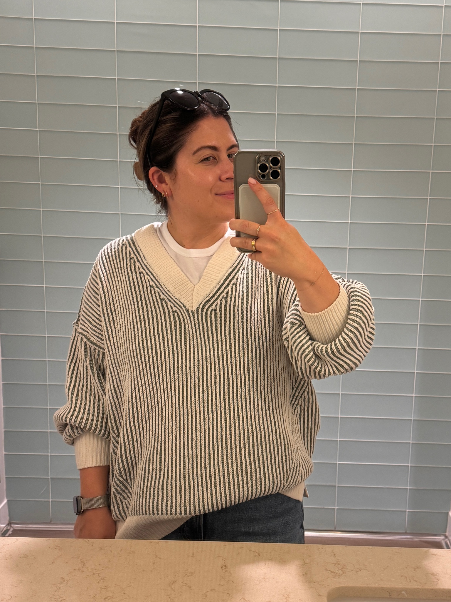 Love love love this sweater! super soft and cozy. Got lots of compliments too! Comes in a TON of colors! 

Size M | runs TTS for an oversized fit & look

#LTKFindsUnder50 #LTKSaleAlert #LTKFallSale