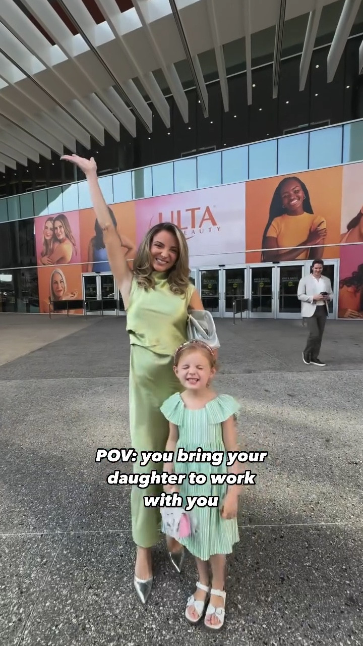 POV: you bring your daughter to work with you. And we HAD to match 🤩

#LTKKids #LTKStyleTip #LTKBeauty