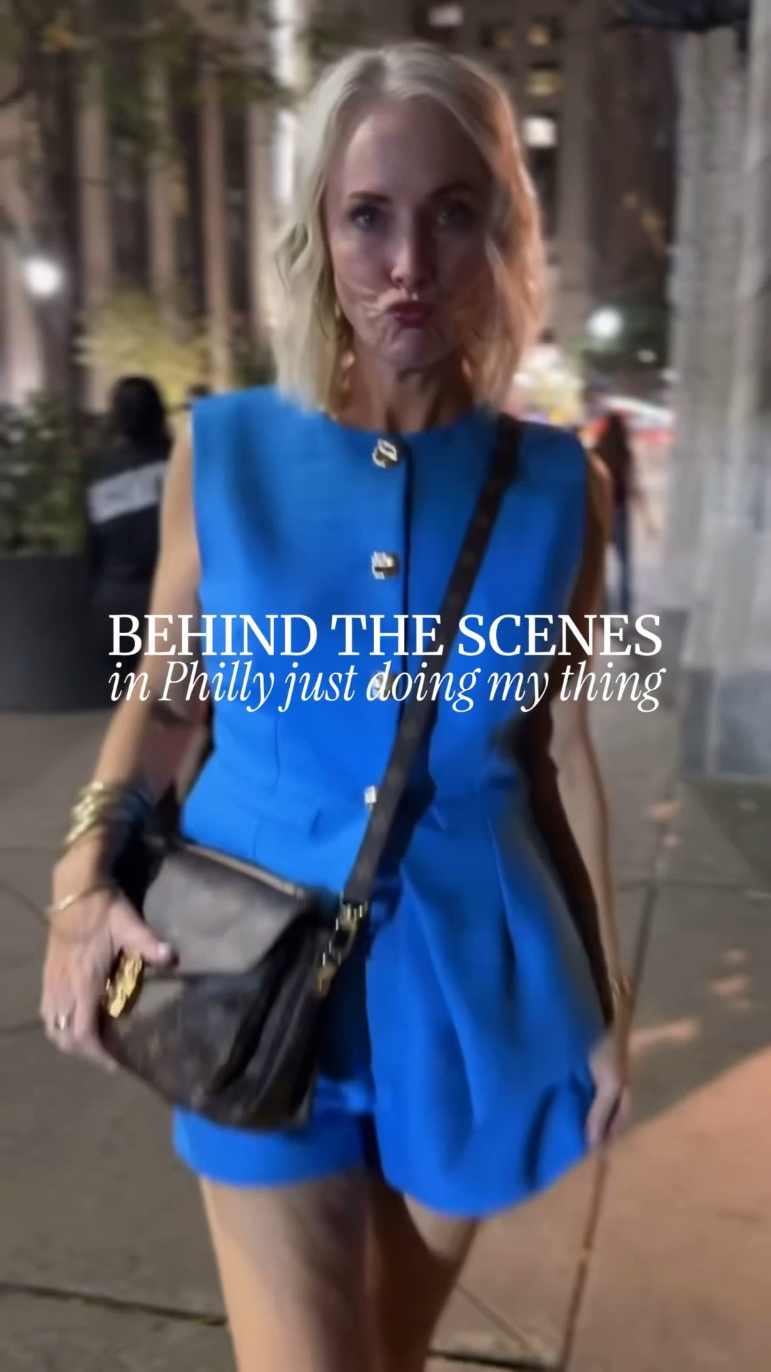 Just me and Jess goofing around in Philly one night after dinner. Notice the people around not giving 2 hoots about me showing my amazing moves off! 😂




#LTKTravel #LTKFindsUnder100 #LTKTall