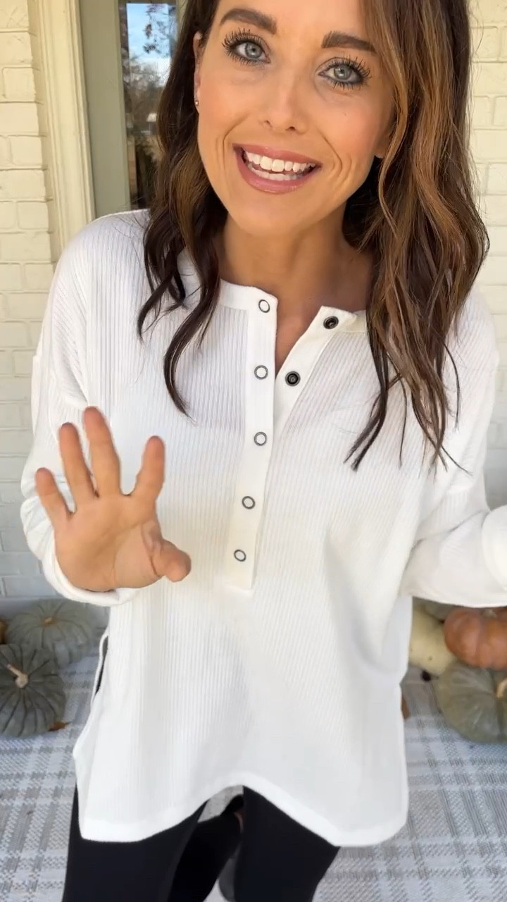 The Best oversized boyfriend Henley’s! These are SO SO good y’all! Super soft, perfect with leggings and layering this winter. I’m in a size small! 



#LTKstyletip #LTKSeasonal #LTKfindsunder50