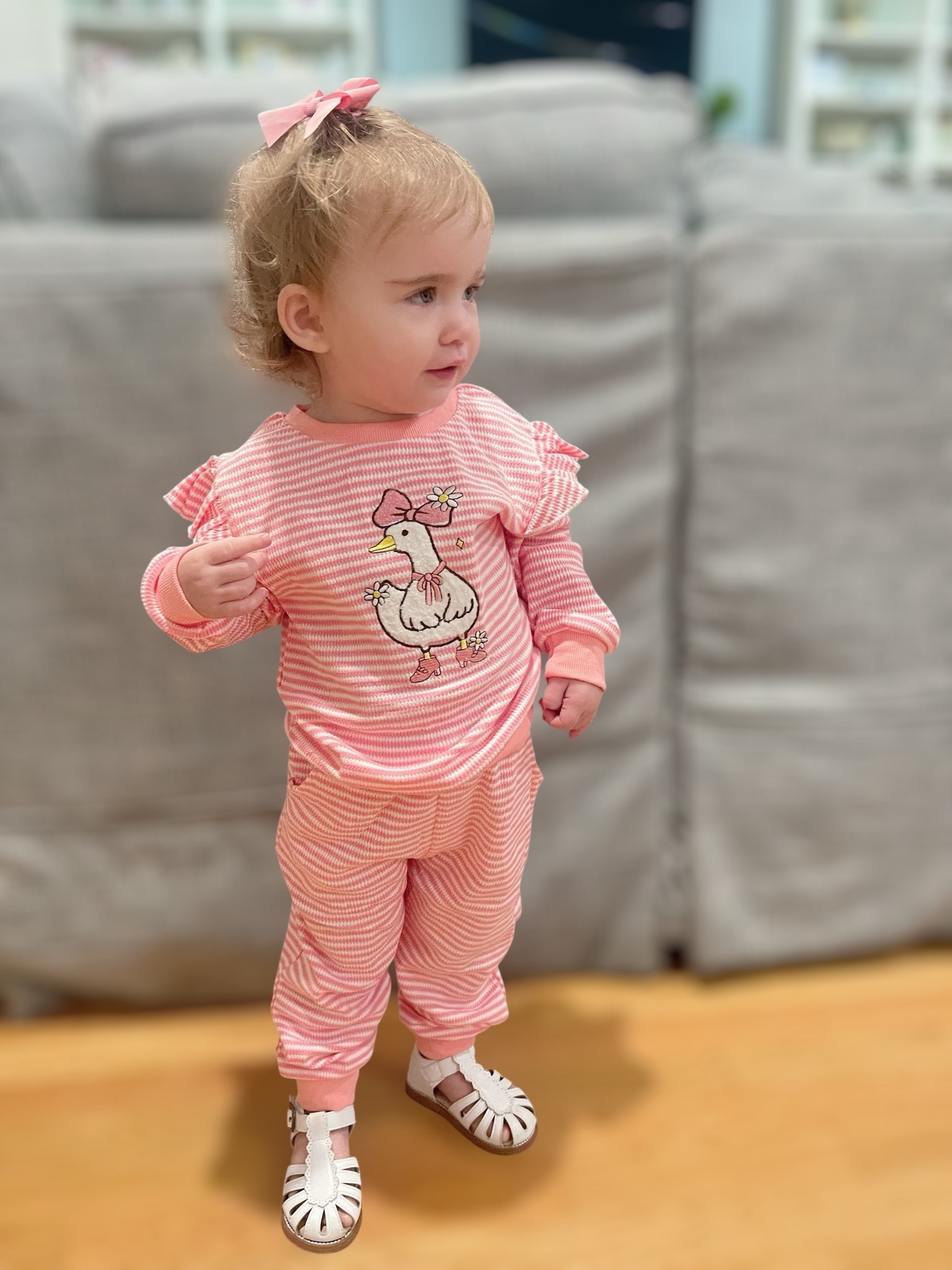 Sweet little style alert! 💗 Caroline is wearing the cutest striped ruffle lounge set featuring an embroidered duck with a bow 🐥🎀 — comfy enough for playtime but darling enough for pictures. Paired with classic white Felix & Flora sandals 👡 and finished with a pink grosgrain bow 🎀 for the perfect girly touch.

📌 Outfit details:
	•	Striped ruffle duck lounge set 🐥💗
	•	Felix & Flora white sandals 👡
	•	Grosgrain scalloped hair bow 🎀

This whole look is Amazon finds under $30 each — easy, affordable, and picture-perfect for every little girl! 🌸✨


#LTKKids #LTKFindsUnder50 #LTKBaby