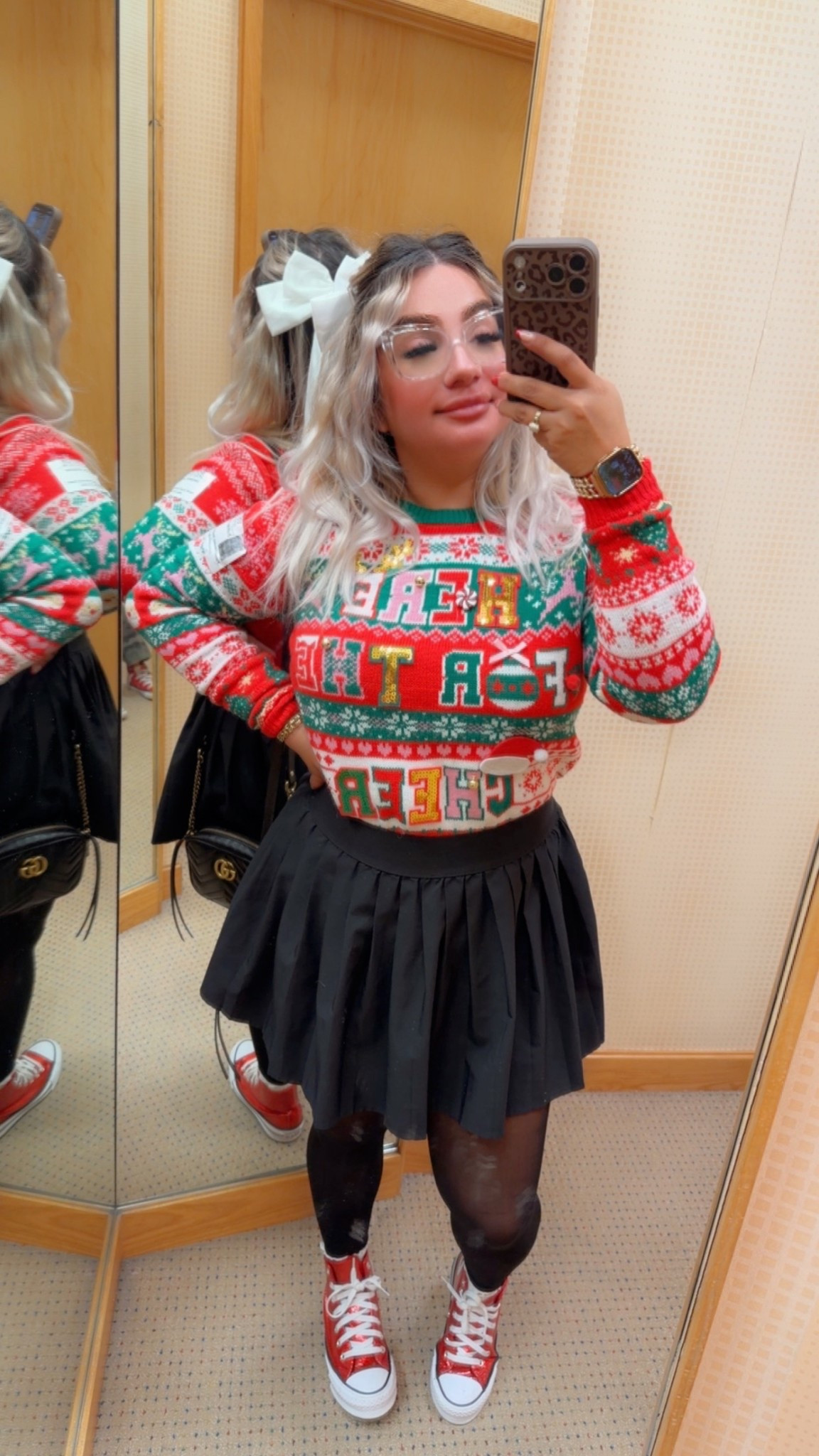 A festive moment 

#LTKFindsUnder50 #LTKSeasonal #LTKHoliday