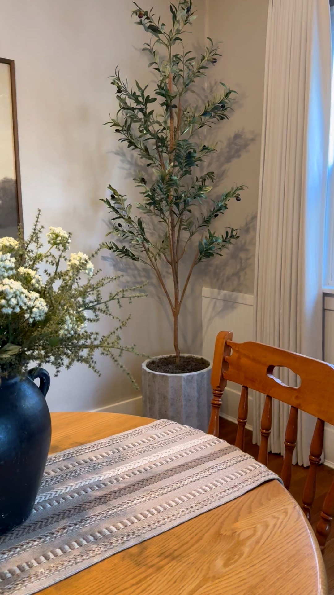 Spring dining

*Green stems in the black vase not linked are from Hobby Lobby 
SKU #1888213

*Frame is Hobby Lobby (unable to directly link) but I’ve linked some similar. Sizes may be different!

Home decor | Faux olive tree | Dining room 

#LTKSeasonal #LTKHome #LTKU