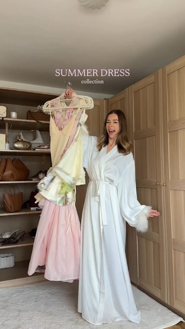 30 degrees = the summer dresses are finally defrosted🌺

#summerdresses #summerdress #dressinspo
