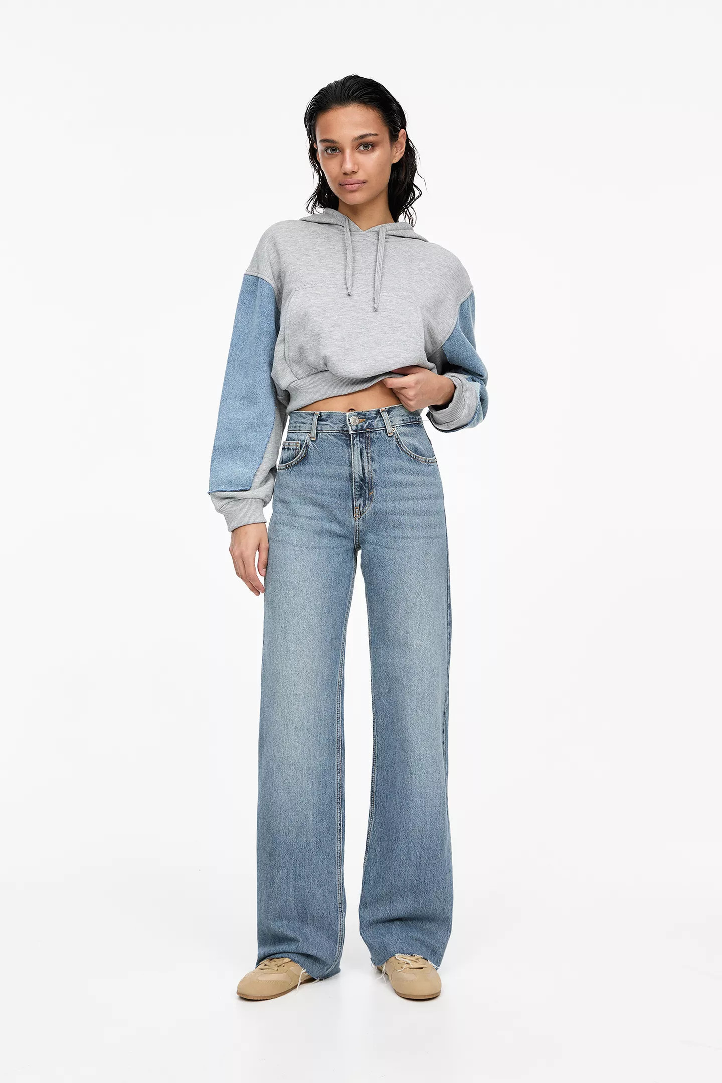 Straight-leg high-waist jeans | PULL and BEAR UK