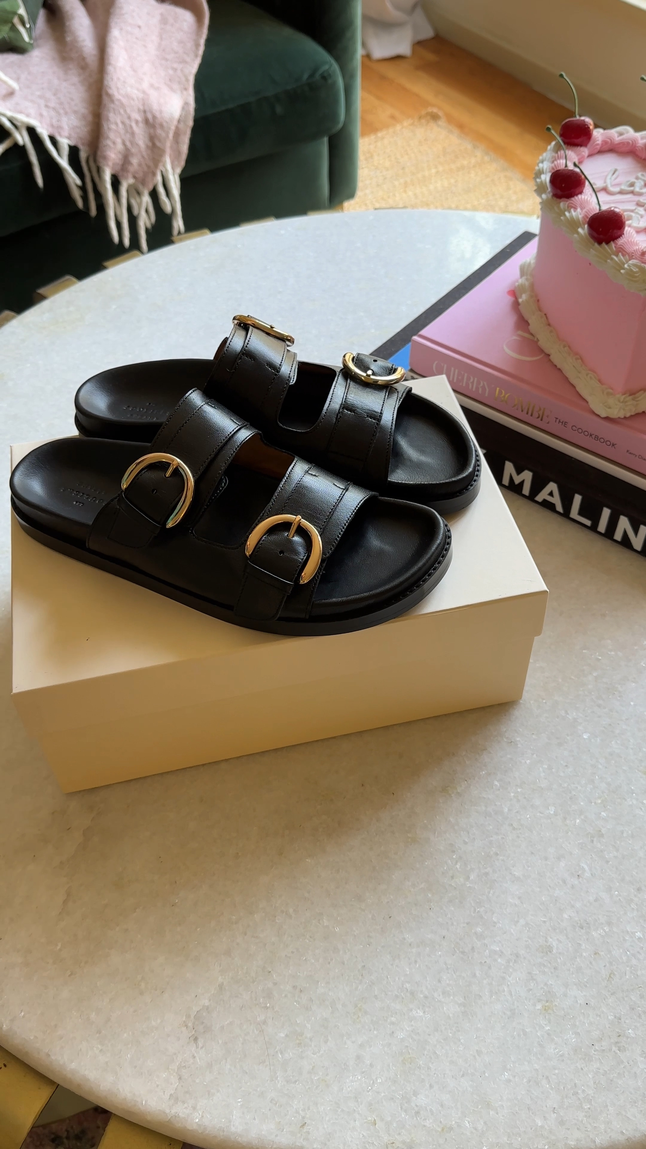 Sezane Lenny low mules, black sandals, spring shoes, comfy shoes, casual shoes, Birkenstock inspired, travel shoes, summer


#LTKStyleTip #LTKTravel #LTKShoeCrush