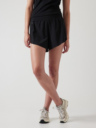 Hustle 4.5" Short | Athleta