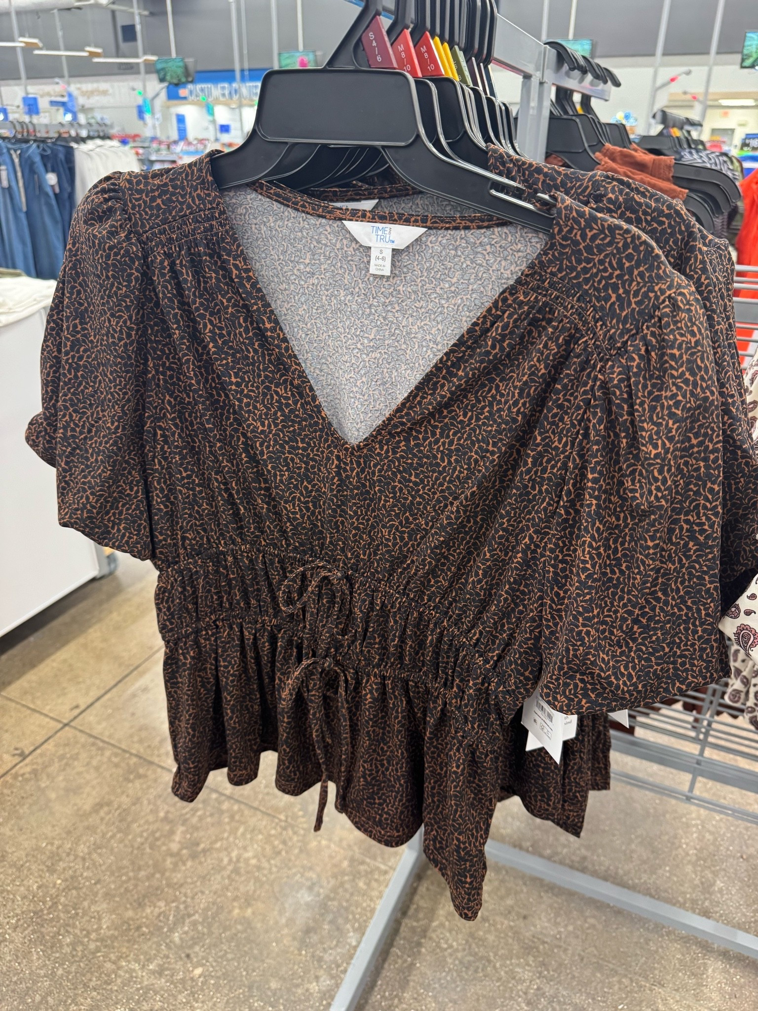 Walmart Time and Tru Women's and Women's Plus V Neck Shirred Peplum Top, Sizes XS-XXXL / summer workwear outfit 2026

#walmartstyle #workwear @walmart

#LTKootd #LTKSeasonal #LTKWorkwear