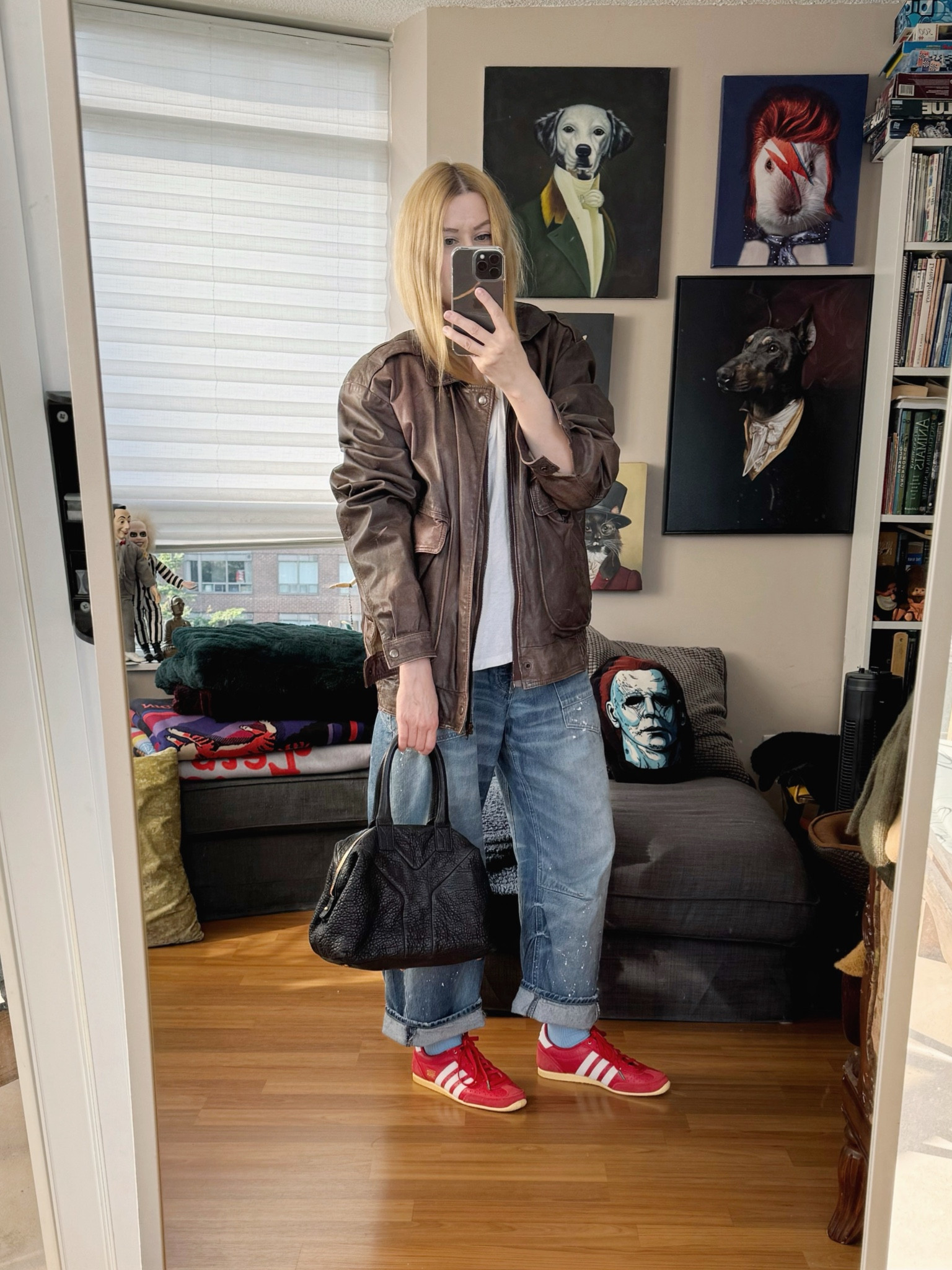 I love transitional weather. And now that I say that we’ll probably be hit by another heatwave.
Jacket and bag are vintage/secondhand
 •
#summerlook #ysleasy  #torontostylist #StyleOver40  #secondhandFind #fashionstylist #slowfashion #FashionOver40  #MumStyle #genX #genXStyle #shopSecondhand #genXInfluencer #genXblogger #secondhandDesigner #Over40Style #40PlusStyle 


#LTKOver40 #LTKStyleTip #LTKShoeCrush