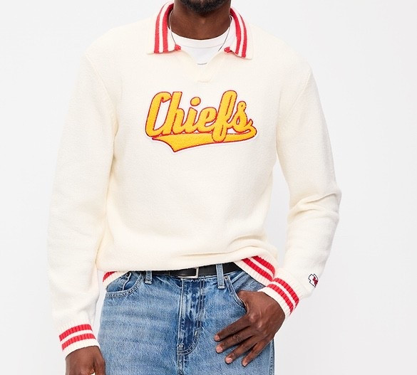 This is a men’s sweater but I feel like it is totally gender neutral and would be so but with a red hat and jeans!  All NFL teams too if you aren’t a Chiefs fan! ❤️💛

#LTKOver40 #LTKActive #LTKMens