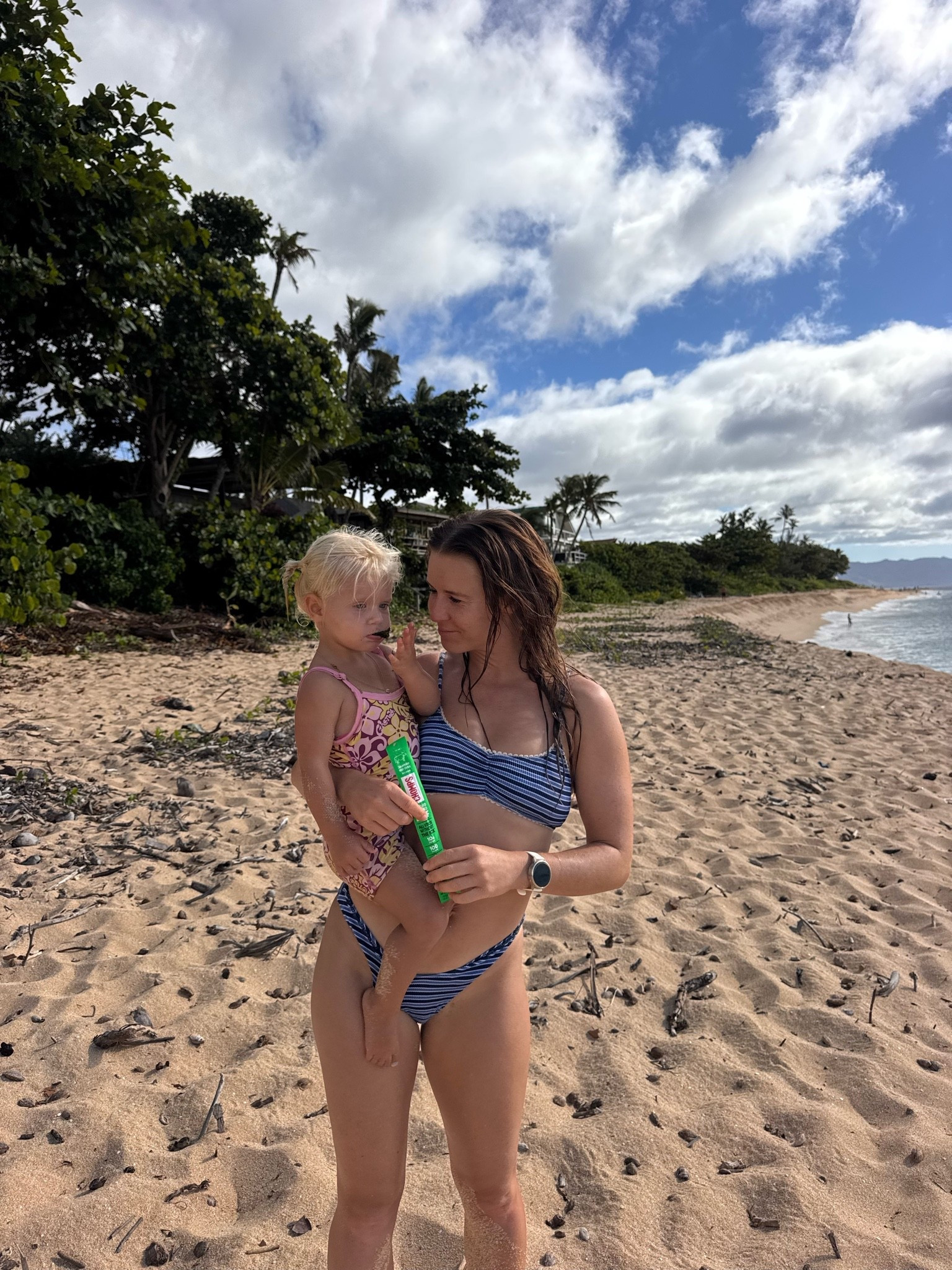 just a coupla hungry beach girls 

Code BRITNEE15 for Honey Swim