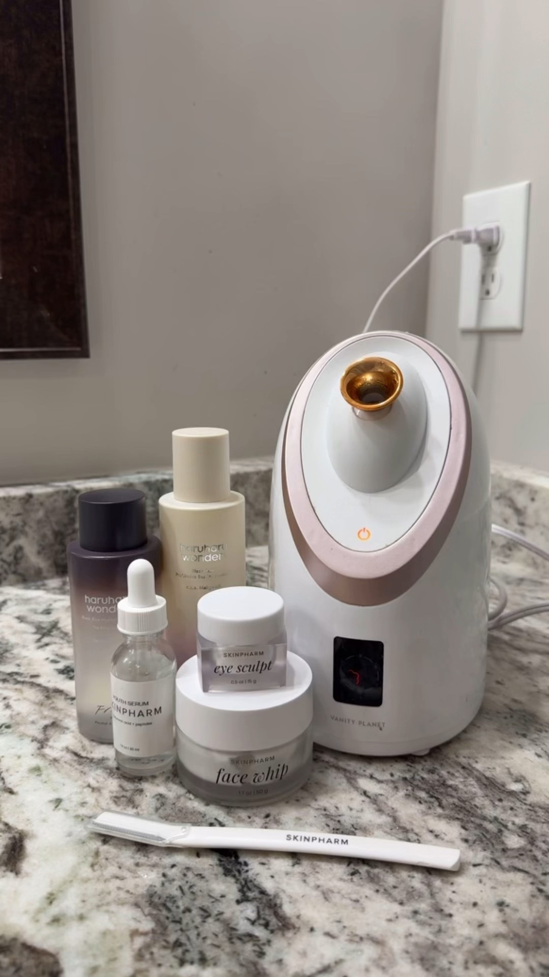 i know it's only Wednesday, but my goodness it's been a long week. taking a second to catch my breathe, slow down & do a little self care tonight 

#LTKselfcare #LTKBeauty