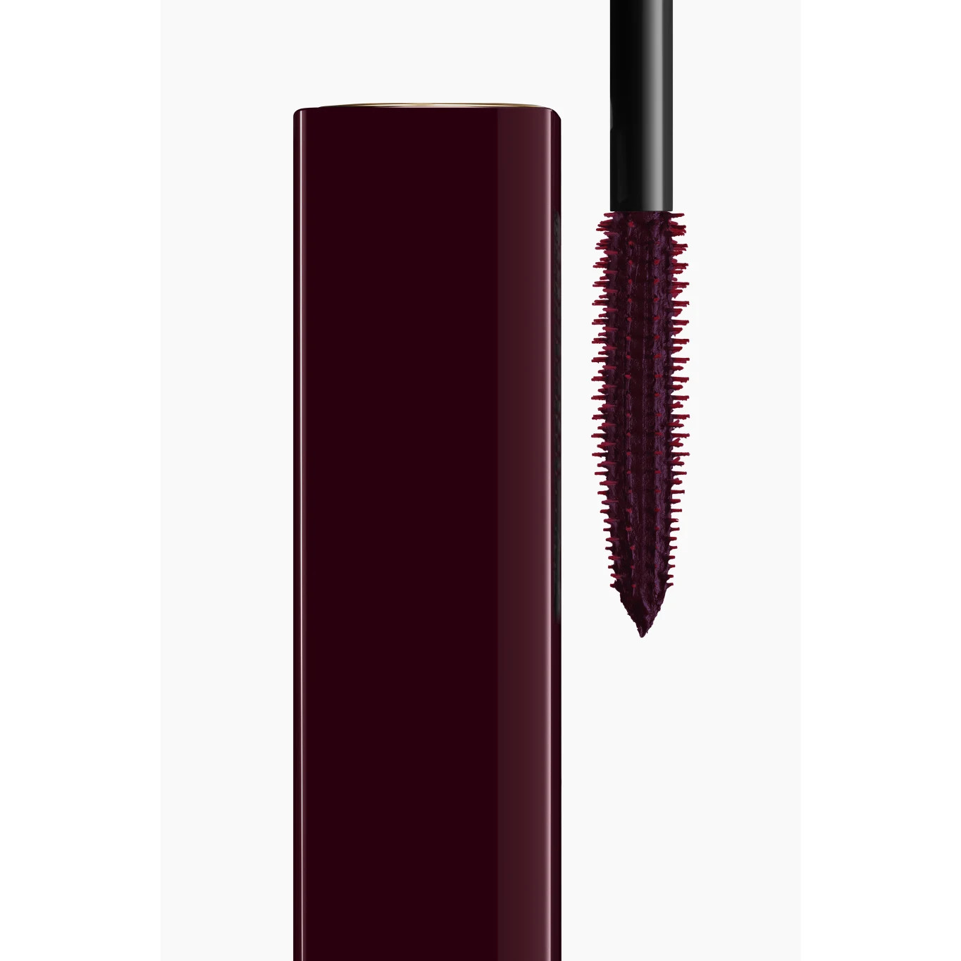 NOIR ALLURE Mascara 67 - Rouge noir | CHANEL | Chanel, Inc. (US)