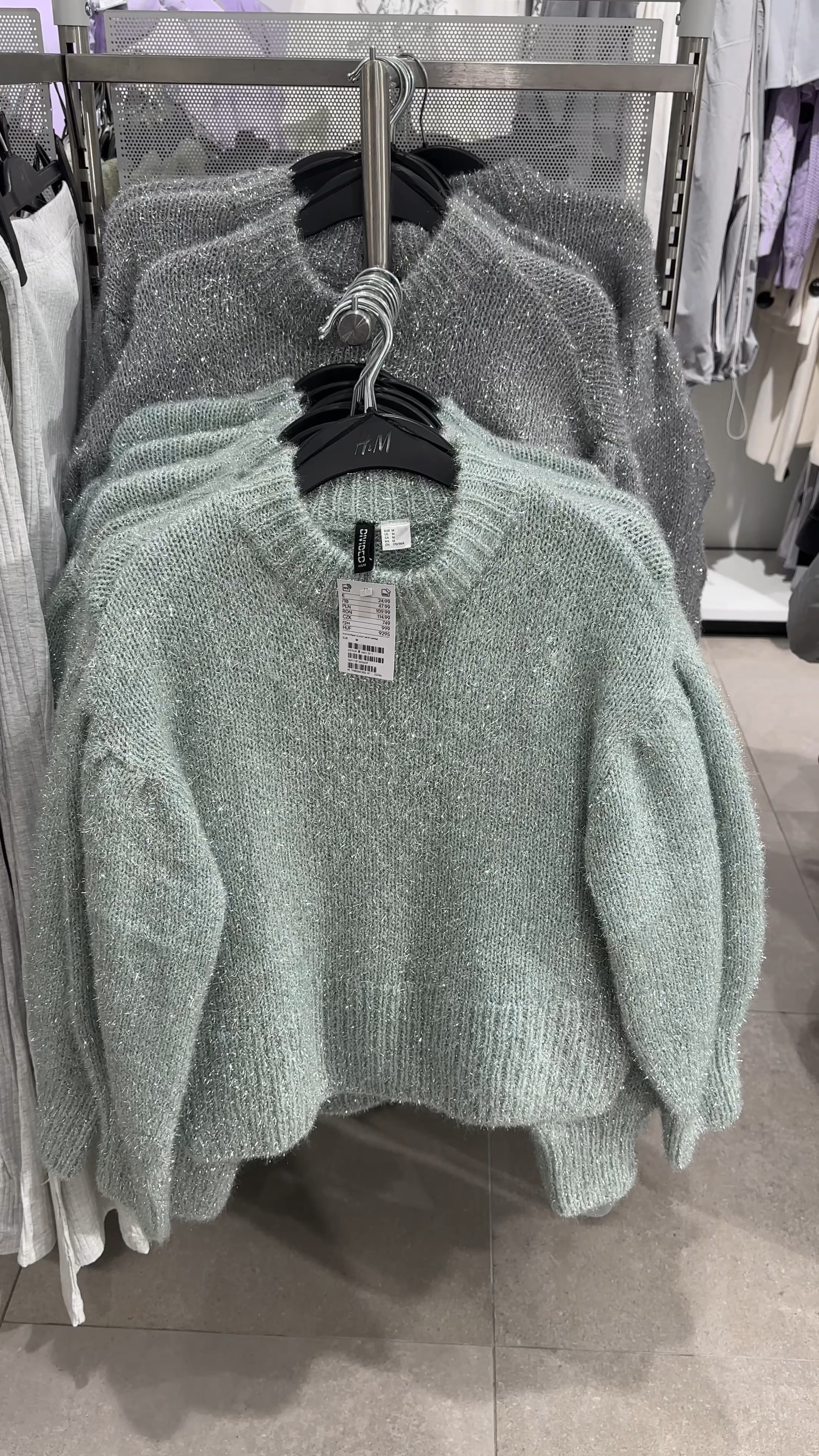 H&M Christmas winter sweaters: Balloon-sleeved Sweater ✨✨✨

#LTKCyberWeek #LTKstyletip #LTKfindsunder50