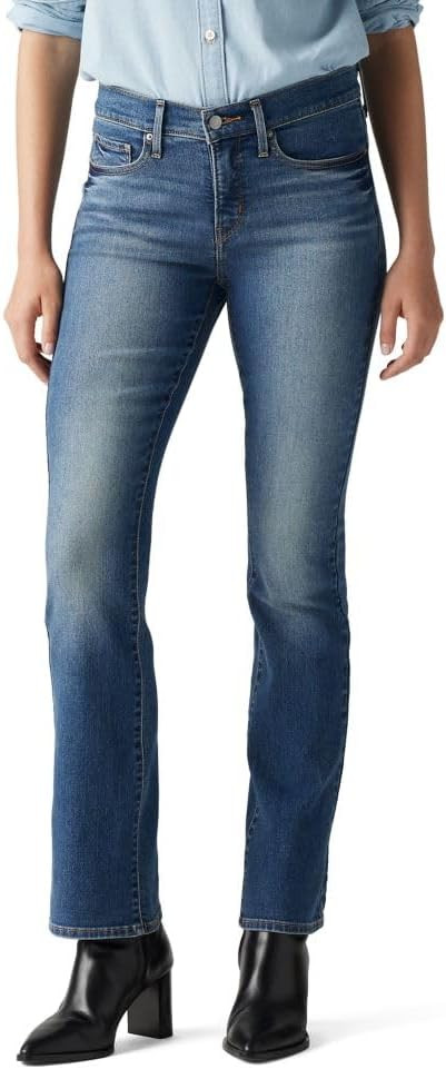 Levi's Women's Plus-Size 315 Shaping Bootcut Jean | Amazon (US)