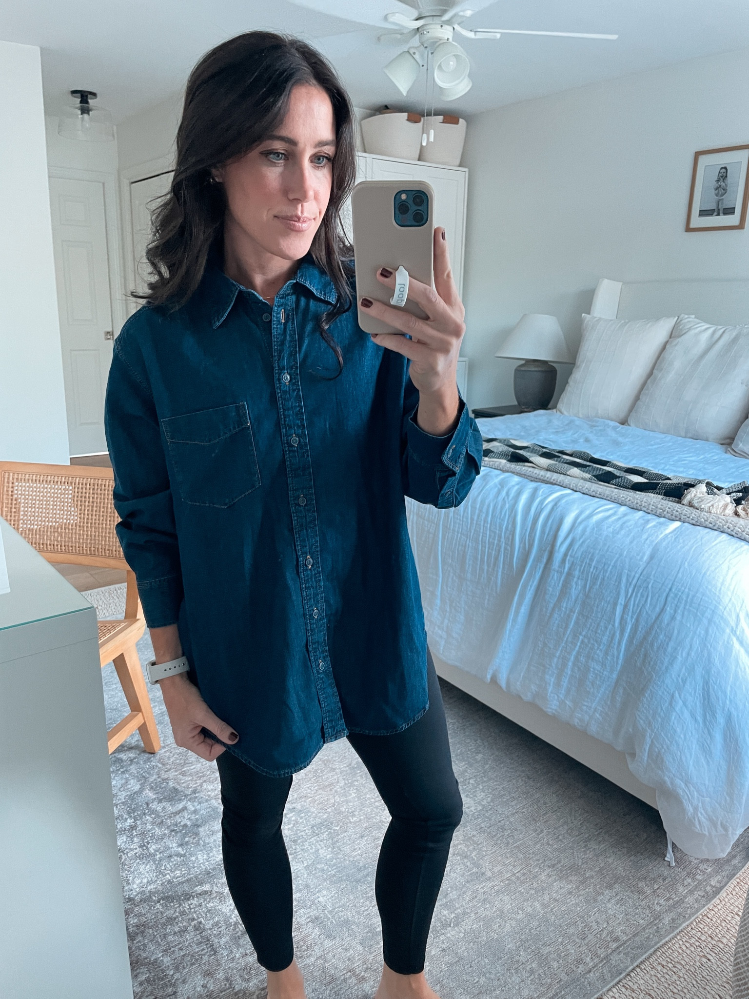 Gap Denim Shirt
Size down runs big

#LTKSeasonal #LTKFindsUnder100 #LTKStyleTip