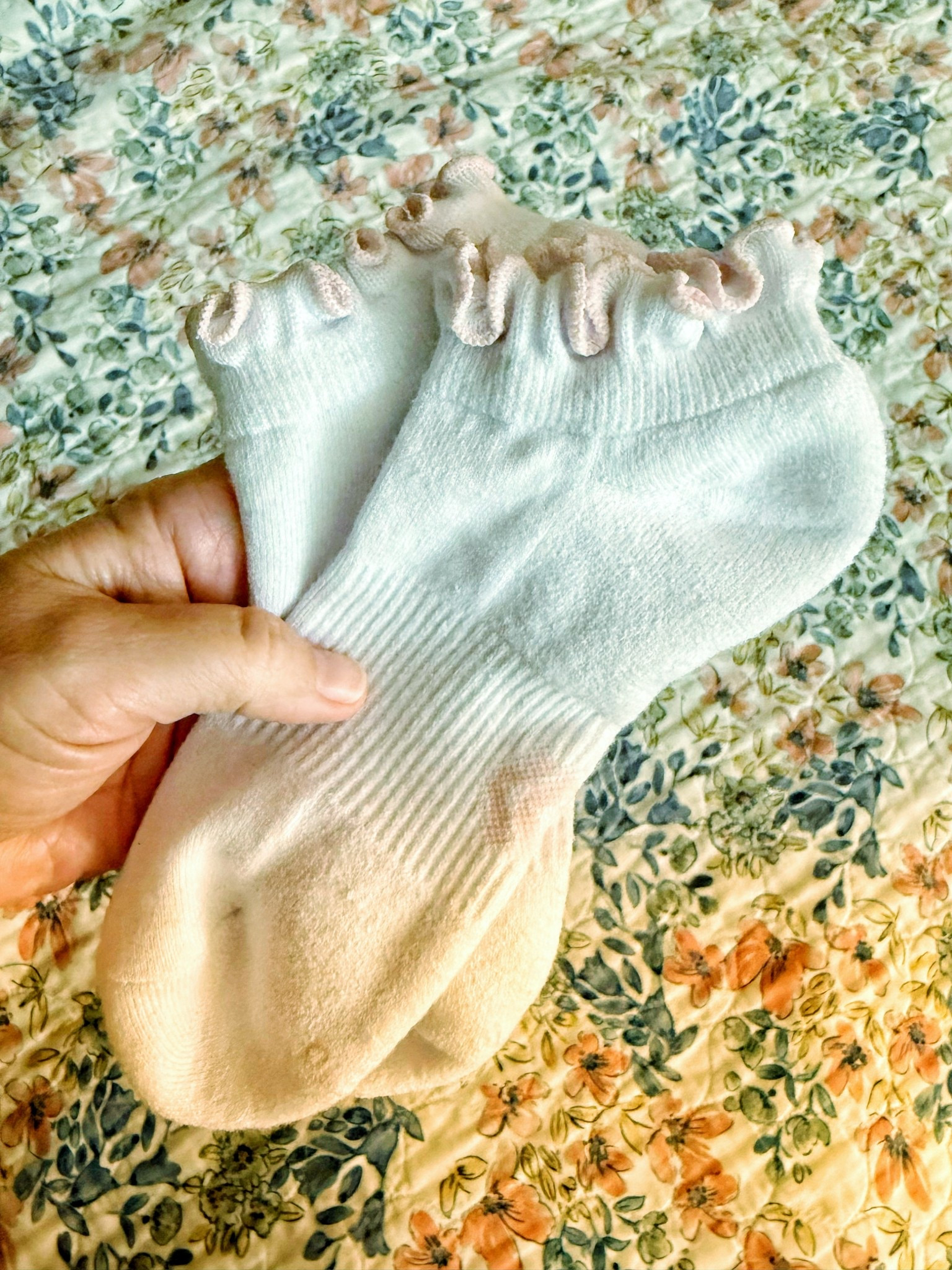 Obsessed with these new ruffle socks! They have just the right amount of compression 👏

#LTKActive #LTKfitnessgoals #LTKmomlife