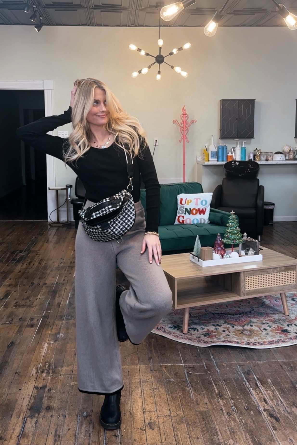 Snowy day salon fit❄️☕️♥️

#LTKStyleTip #LTKBeauty