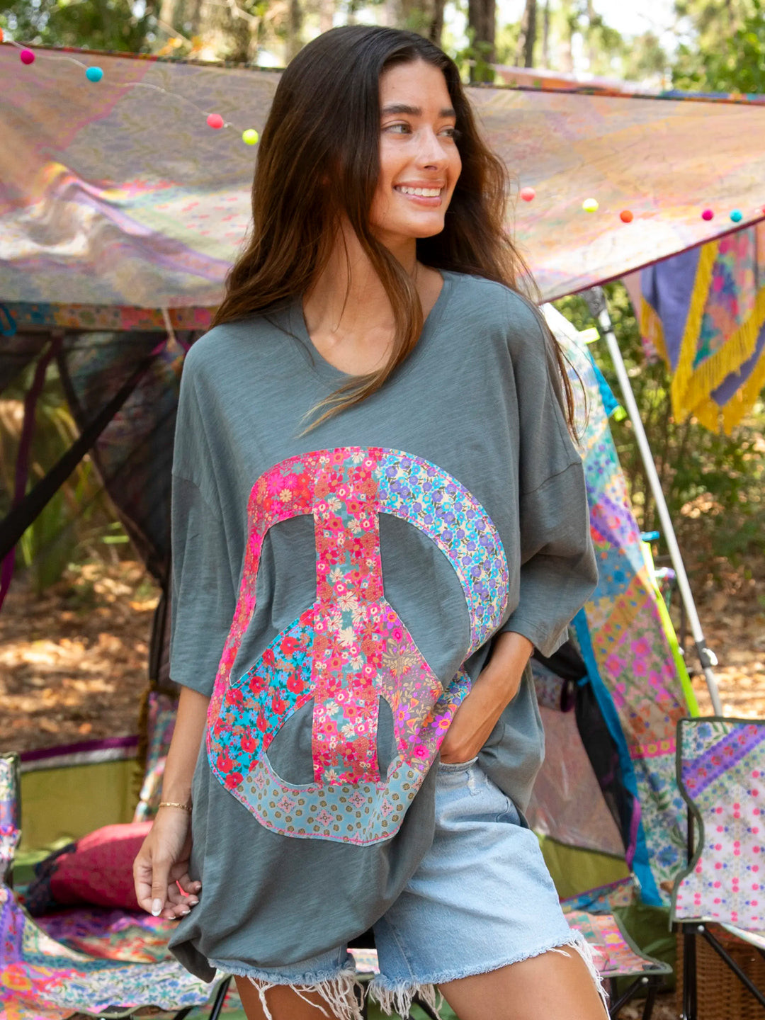 Oversized Cotton Applique Tee | Natural Life