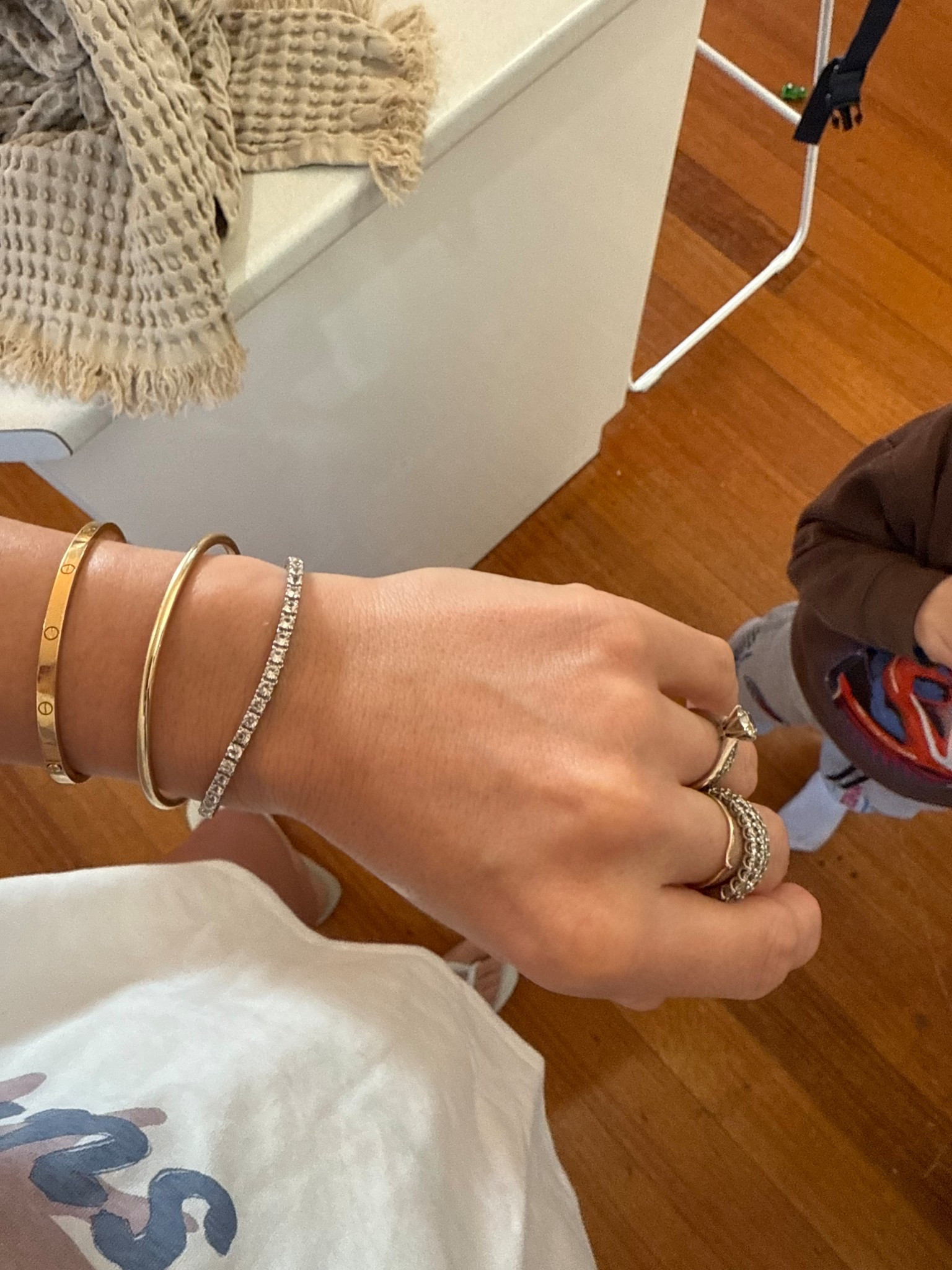 Lab grown diamond tennis bracelet. 
I got the size 6.5’ 
