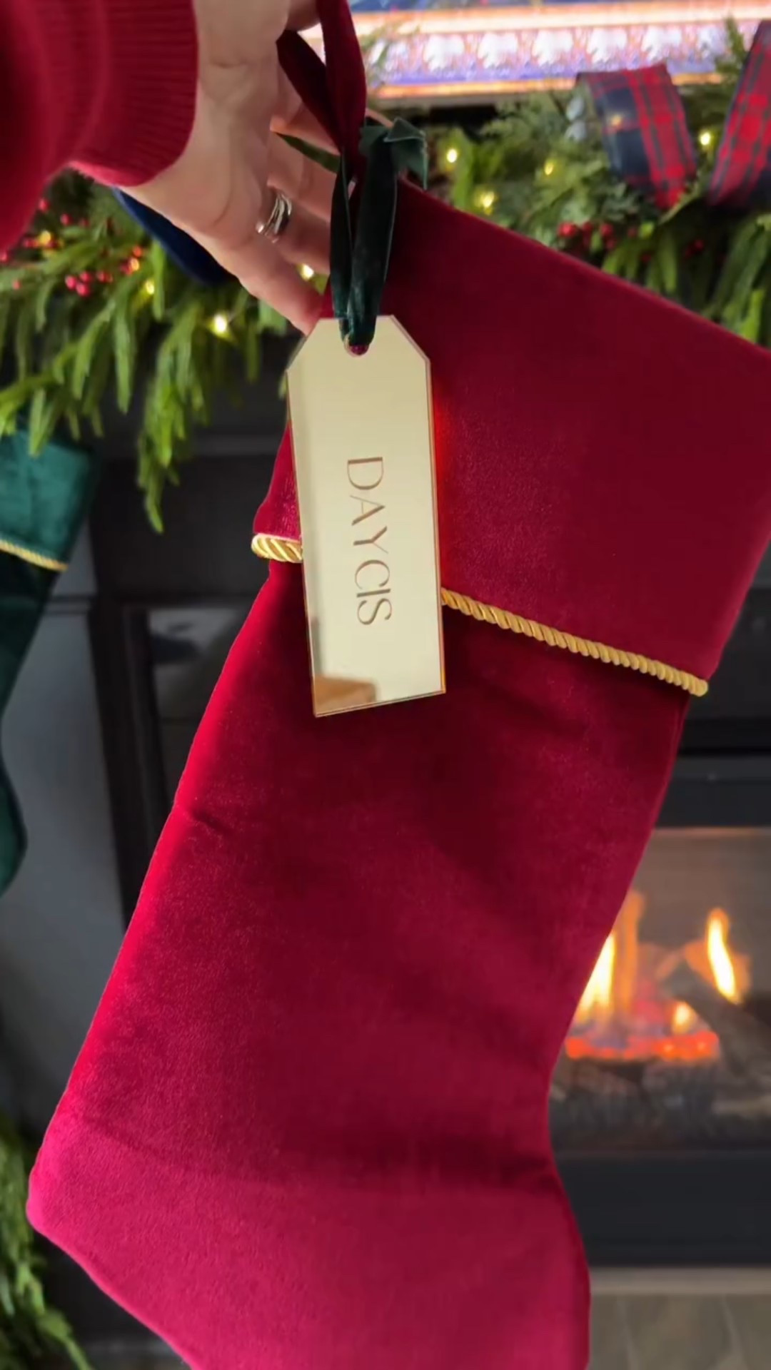 Obsessed with these personalized stocking tags. Such an easy little detail that makes everybody feels special this year💫 

#ChristmasDecor #HolidayVibes #StockingTags #traditionalchristmas #PersonalizedGifts #HolidayHome #christmasmagic #christmas

#LTKHome