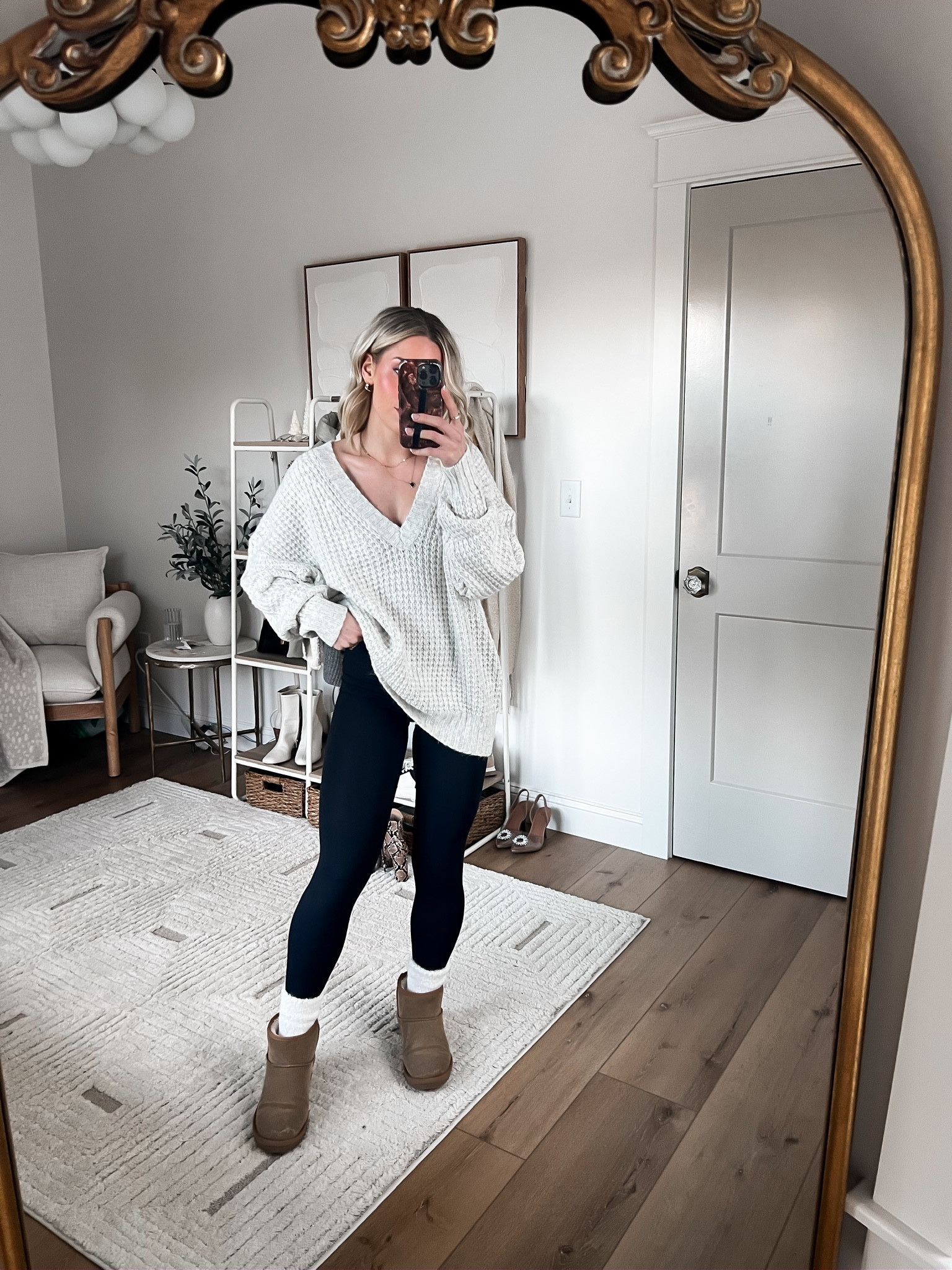 Cozy! 🫶🏻 love how long this sweater is- great coverage! TTS - wearing my regular size small! 🥰

#LTKstyletip #LTKHoliday #LTKfindsunder50