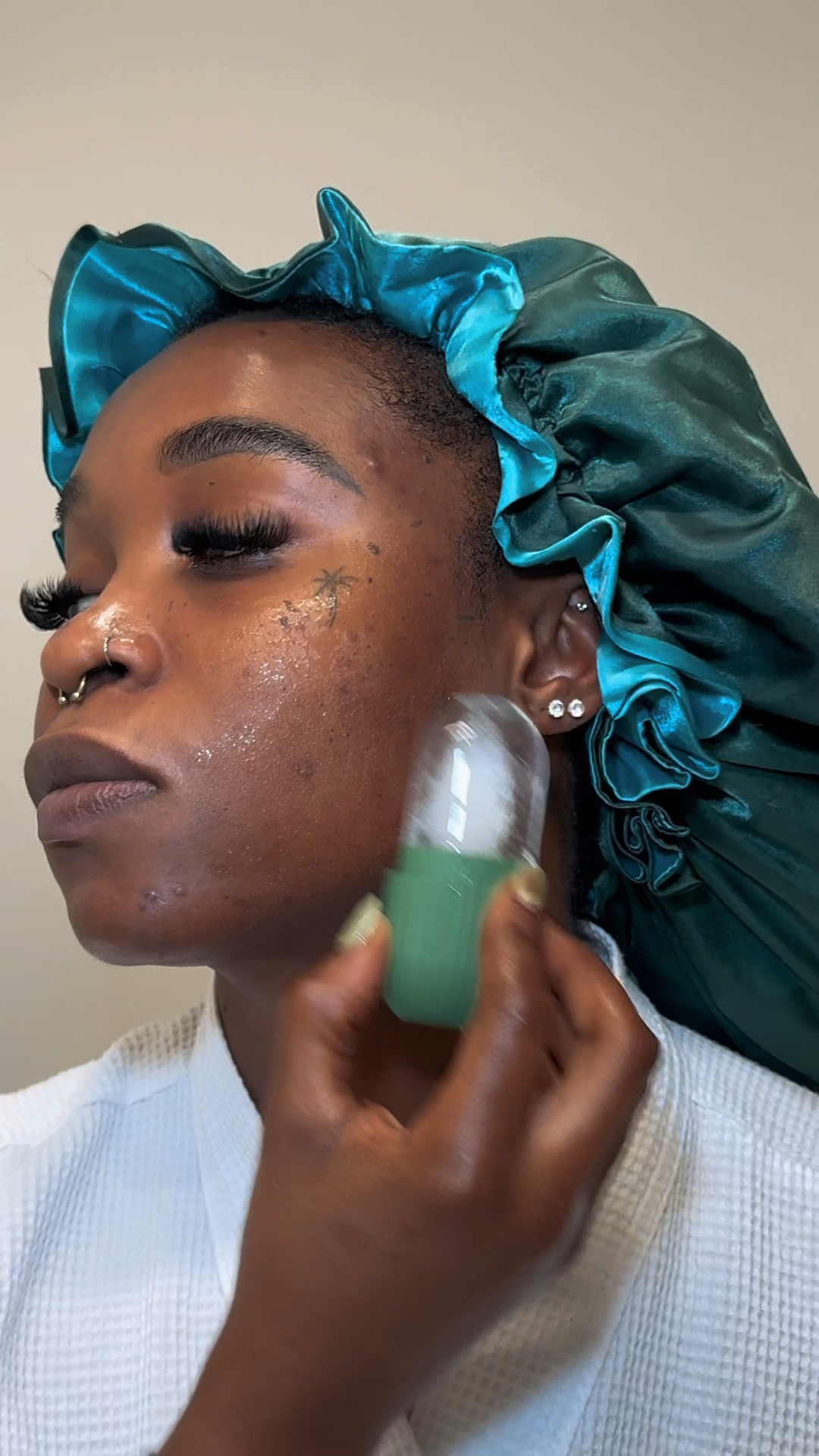 Night time skincare routine. Wake up to your skin feeling rich, soft smooth and hydrated! This routine is perfect for winter or anyone dealing with dry skin. #Skincaretips #acneproneskin #dryskin #nightroutine


#LTKsalealert