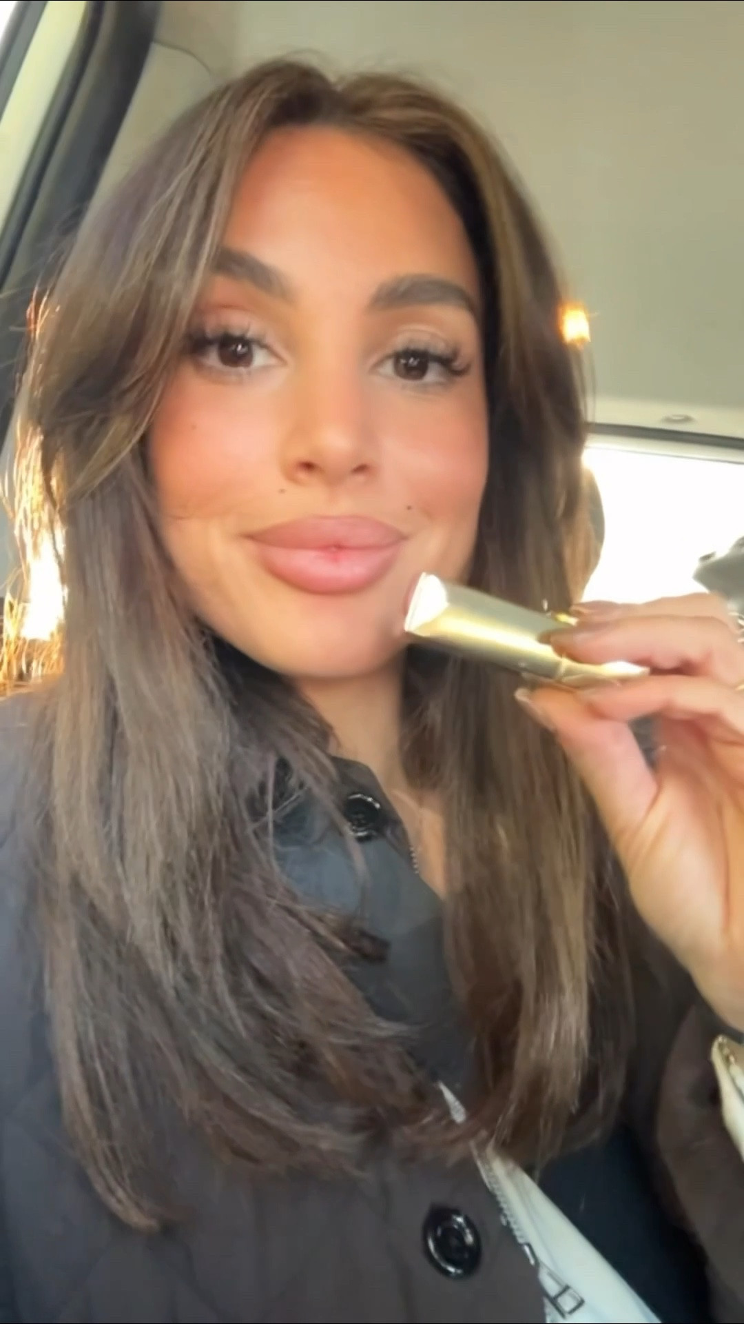 The perfect autumn Nude lipstick by Dior beauty for their new Christmas collection! 
Shade “circus” 🤍 