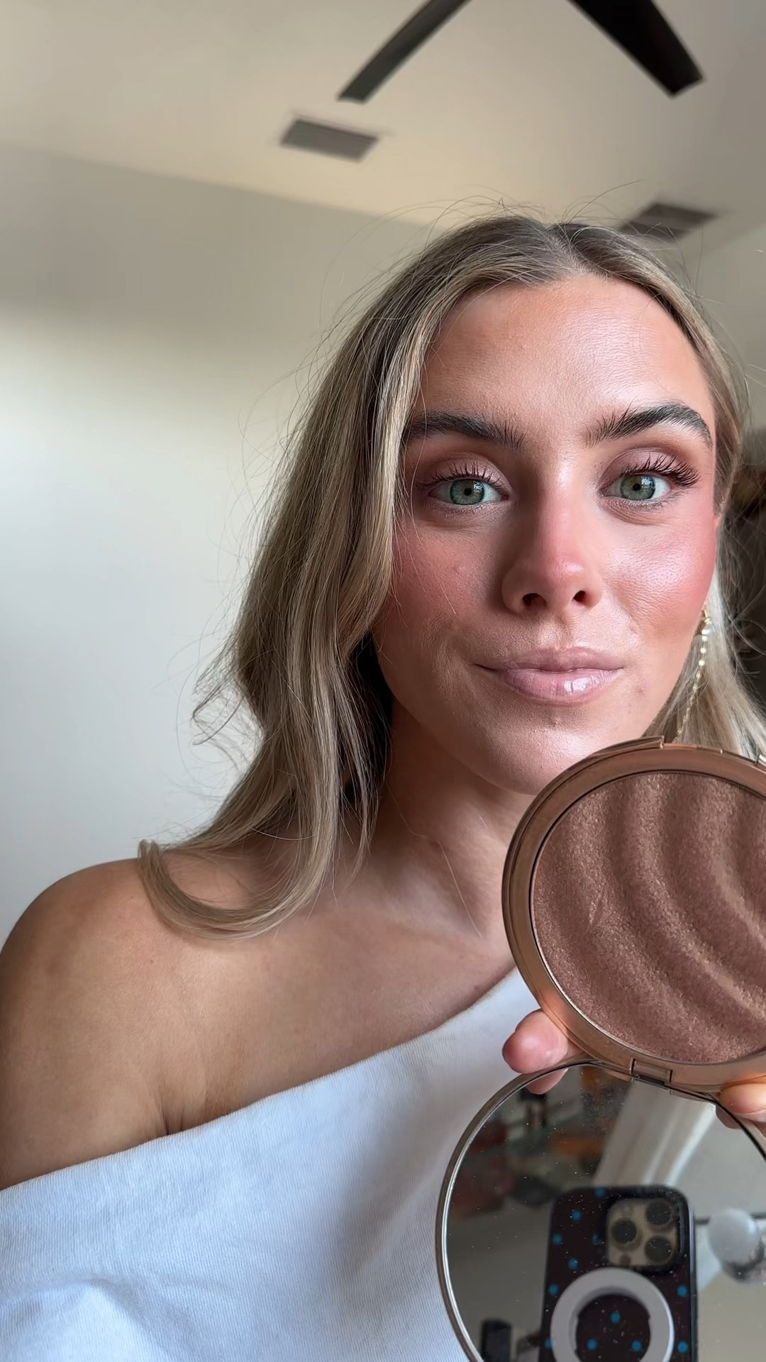 @koparibeauty Glow brighter with this ultra-radiant, mineral SPF 30 illuminator designed for effortless touch-ups and on-the-go protection. This easy-to-use compact delivers a buildable, warm golden sheen while protecting skin across face and body, enhancing your natural glow with a luminous finish.

The talc-free formula glides on smoothly without heaviness or chalkiness, creating a transfer-resistant radiance perfect for highlighting shoulders, collarbones, and décolleté. Designed for touch-ups, added protection, or layering over your favorite sunscreen, it makes reapplication effortless throughout the day. Lightly scented with Kopari’s signature sweet coconut milk, it’s your new glow-anywhere, glow-everywhere SPF. @ULTA Beauty

#LTKgrwm #LTKselfcare #LTKBeauty