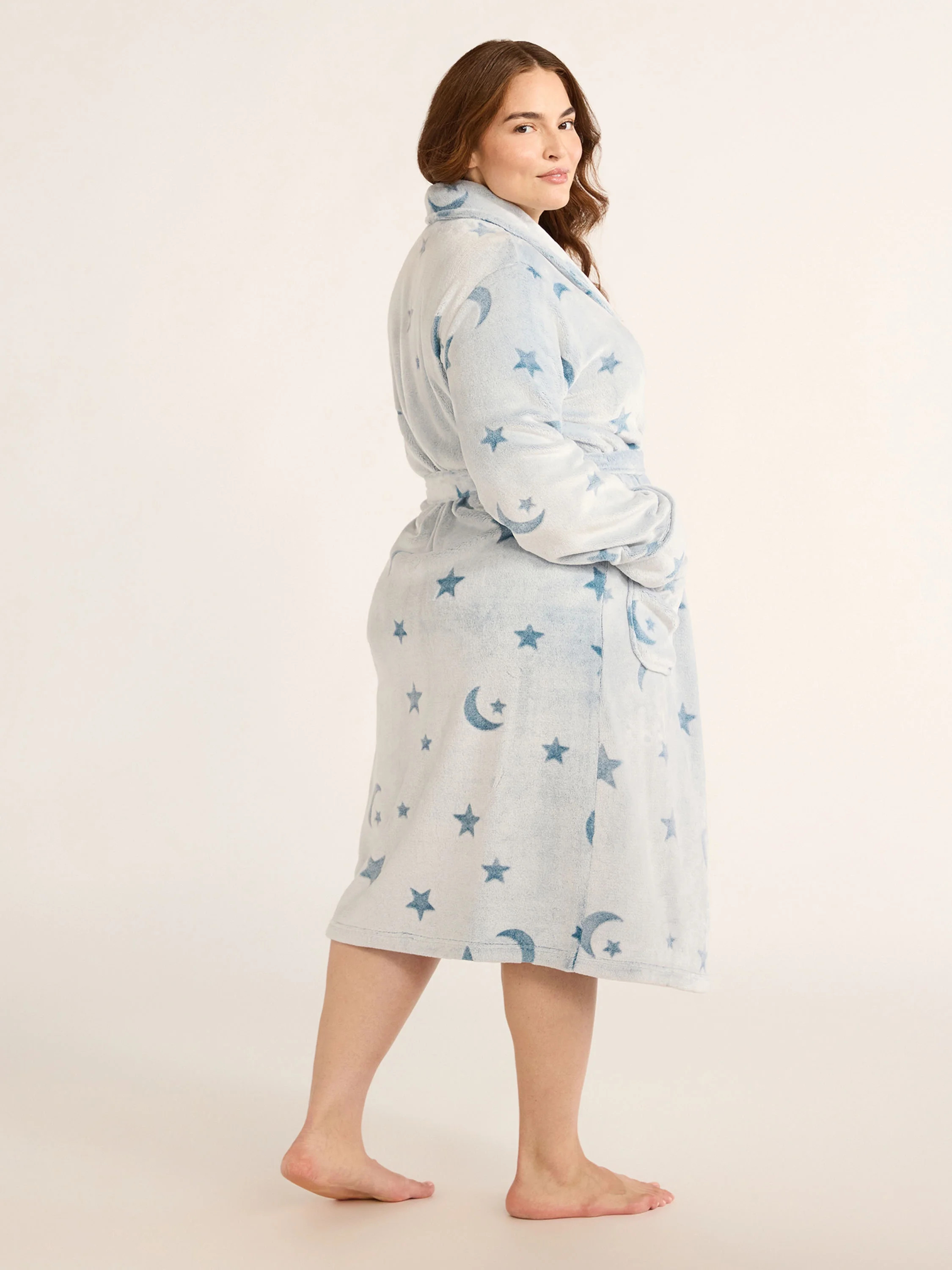 Joyspun Women's Plush Robe, Sizes S to 3X | Walmart (US)