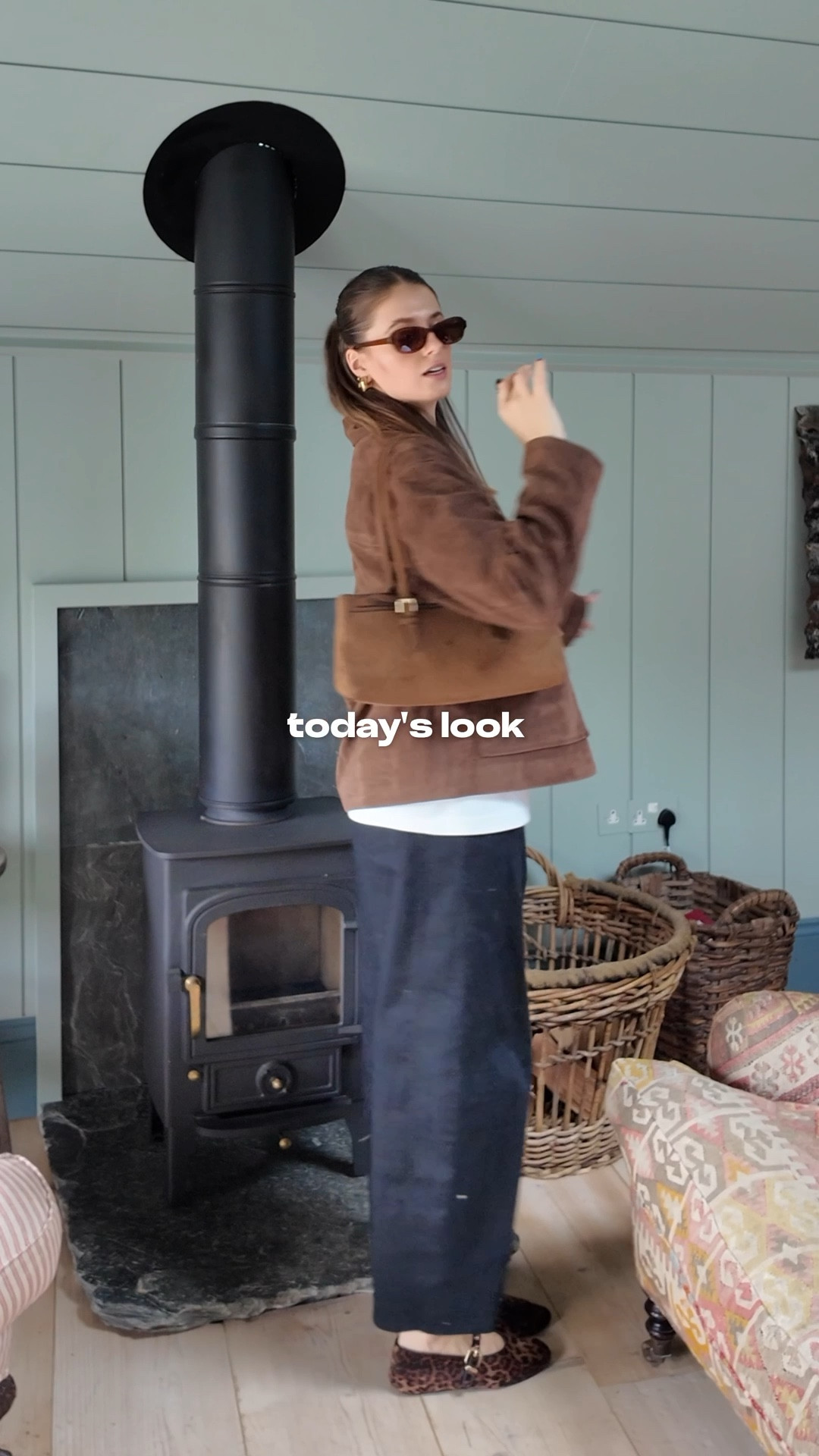 brown suede jacket & Uniqlo barrel leg trouser 

#LTKautumn #LTKeurope #LTKuk