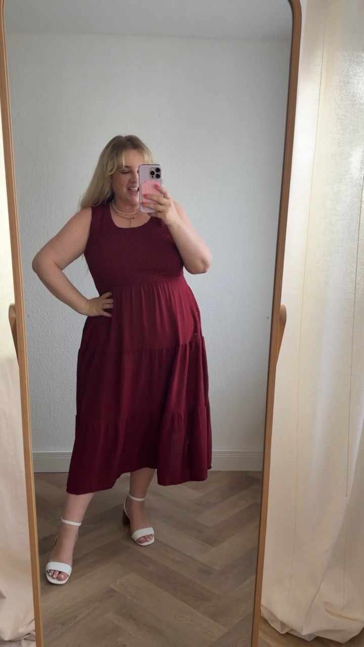 Das perfekte Kleid ❤️

Trage 3XL, fällt aus wie 48/50

#amazon #amazonfashion #plussizefashion #curvy #kleid

#LTKdeutschland #LTKplussize #LTKkleider