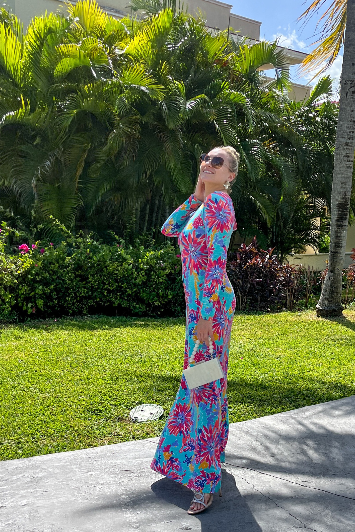 Let’s get tropical 🩷 

This dress is perfect for a breezy night instead of having a shawl over your dress. I love that it is full length with the long sleeve and still lightweight.

This dress has held up for so long and was worth the investment. It’s still perfect for vacations and the quality has held. I’m wearing a size 6 in this because it is from 10 years ago but could easily size down to a 4 now. 

#Vacation #ResortWear #Resort #VacationOutfits #ResortOutfits #Lilly #LillyPulitzer #TimelessDress #TravelDestination #WinterVacation #SpringBreakOutfit #SpringBreakDestination #WeddingOutfit #WeddingGuestOutfit #DestinationWeddingDress #DestinationWeddingGuest #DestinationWeddingsGuestDress #TropicalWedding #TropicalDresses #LongTropicaldresses #ColorfulDresses #FloralDresses #Women’sLongFloralDress 


#LTKstyletip #LTKtravel #LTKSeasonal