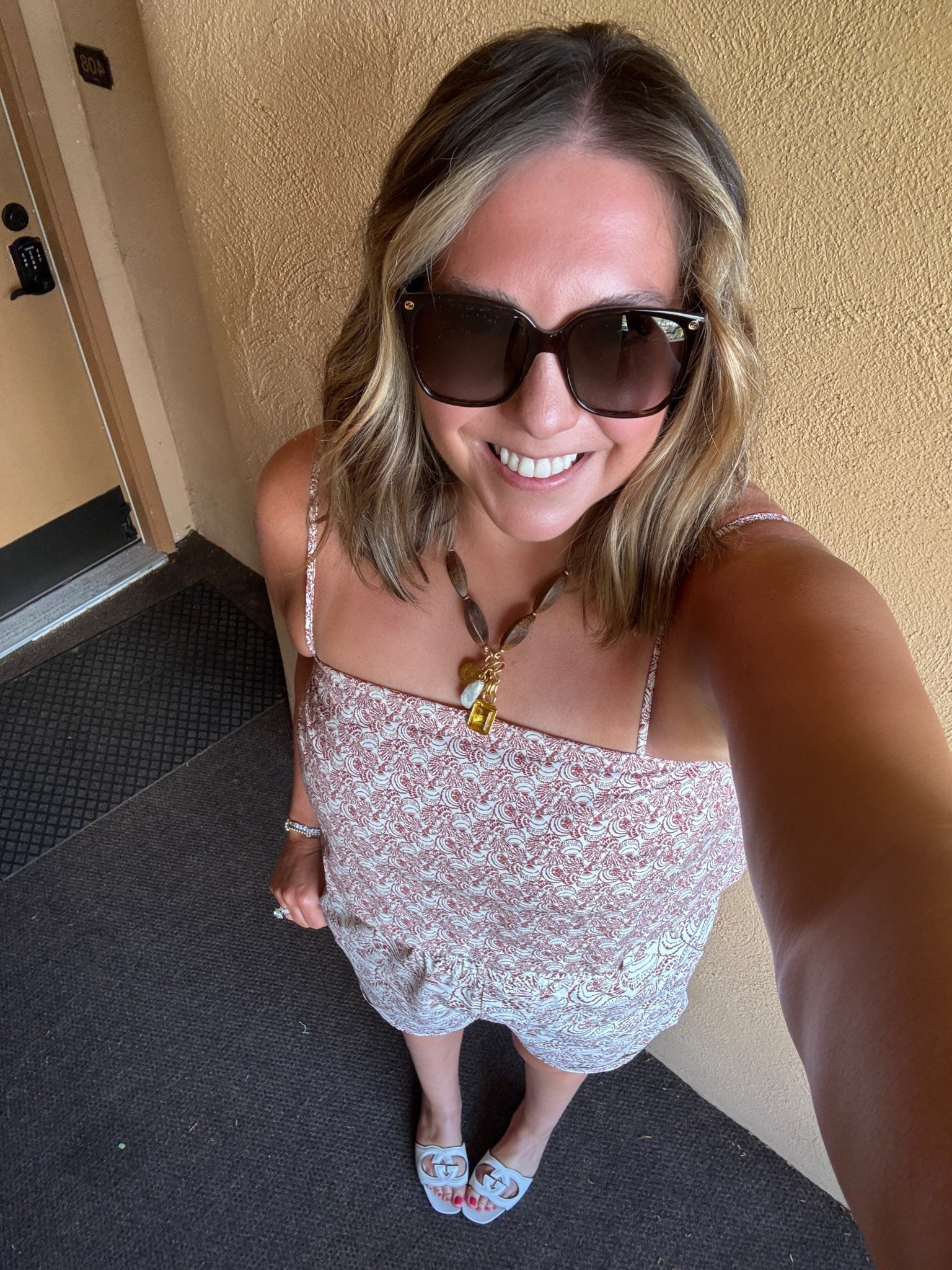 It was finally not windy today so I could actually curl my hair and live it down. This set was a last minute addition to my suitcase and it’s perfect for Maui. I love the shells and the slightly different prints that go together. Added a fun necklace and it was perfect for a great happy hour!

#LTKFindsUnder100 #LTKTravel #LTKSeasonal