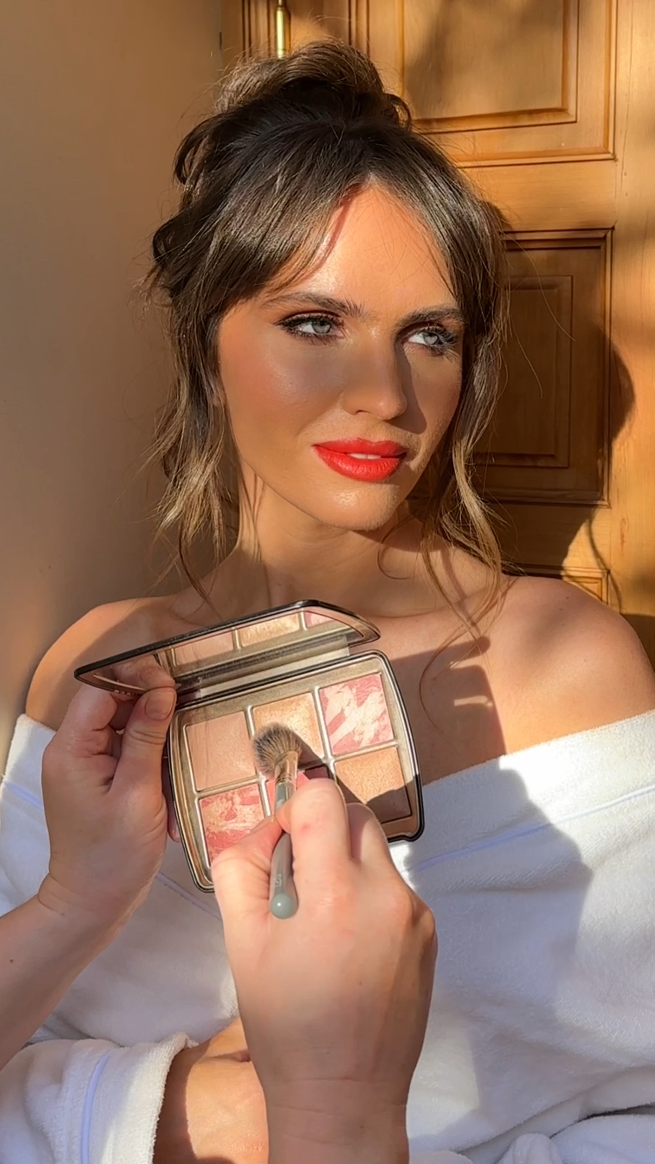 • G l o w •
I’m back from a heavenly few days in Marrakesh.
This palette was my staple for the makeup looks I created and is an absolute must for anyone who loves to glow and add dimension to their skin. No shimmer just a smooth, buttery, healthy complexion. Use it for bronze, blush, powder, highlights, eyeshadow….absolutely everywhere for the unrivalled Hourglass finish 💫
The @hourglasscosmetics Ambient Lighting Edit Unlocked- Leopard Palette
.
.
Can’t wait to share the magic from Morocco 🇲🇦 
#destination #destinationwedding #morrocco #marrakech #hourglass #hourglasscosmetics #glowingskin #holidayskin #holidayglow #holidaymakeup #glowingmakeup #sunshineskin #makeupartist #makeup #makeuplover #makeupreels #hairstylist #destinationmakeupartist #globalmakeupartist #marrakechwedding #morrocanwedding

#LTKCyberSaleUK #LTKCyberWeek