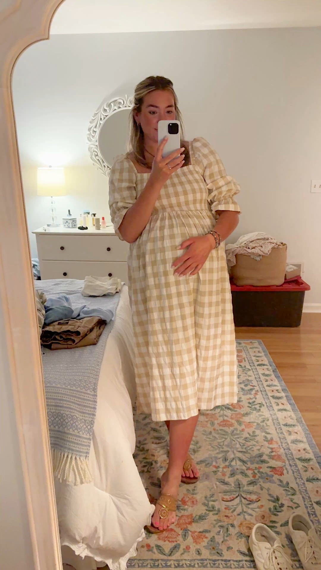 Gingham smocked dress that works for maternity!! Great for all seasons 

#LTKBump #LTKStyleTip