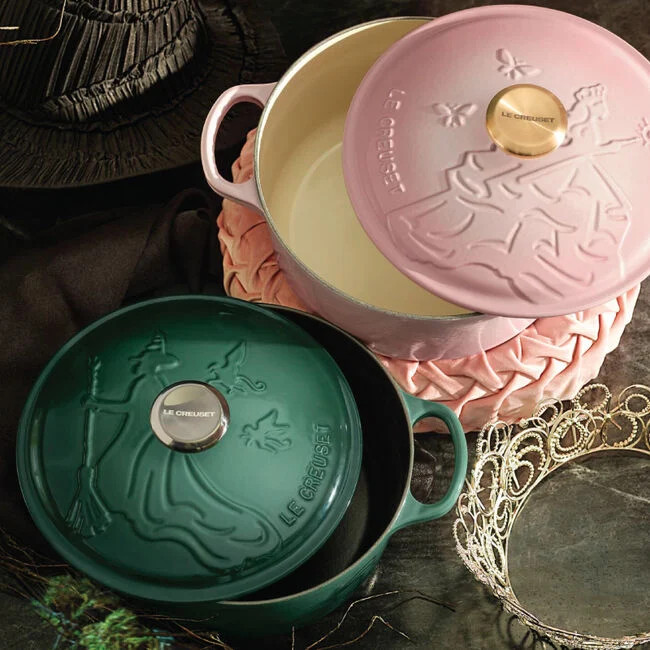 Wicked Collection Elphaba Embossed Signature Round Dutch Oven | Le Creuset
