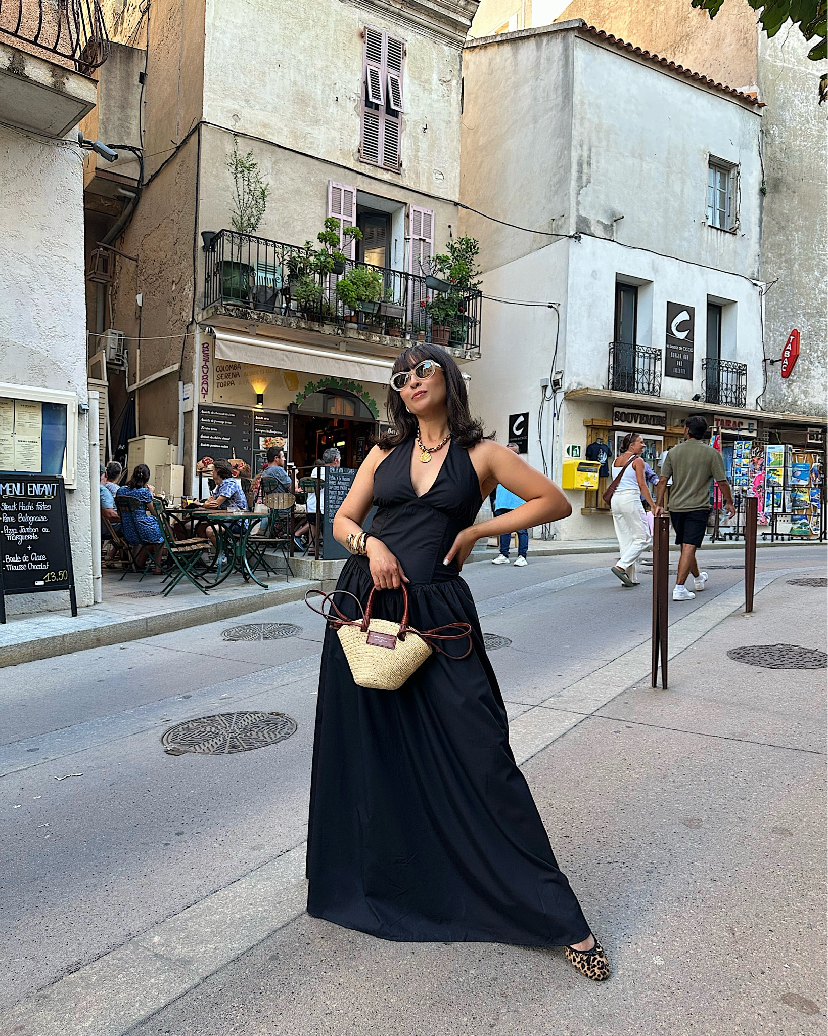 The classic black dress for all seasons 🖤

#LTKStyleTip #LTKTravel #LTKSeasonal