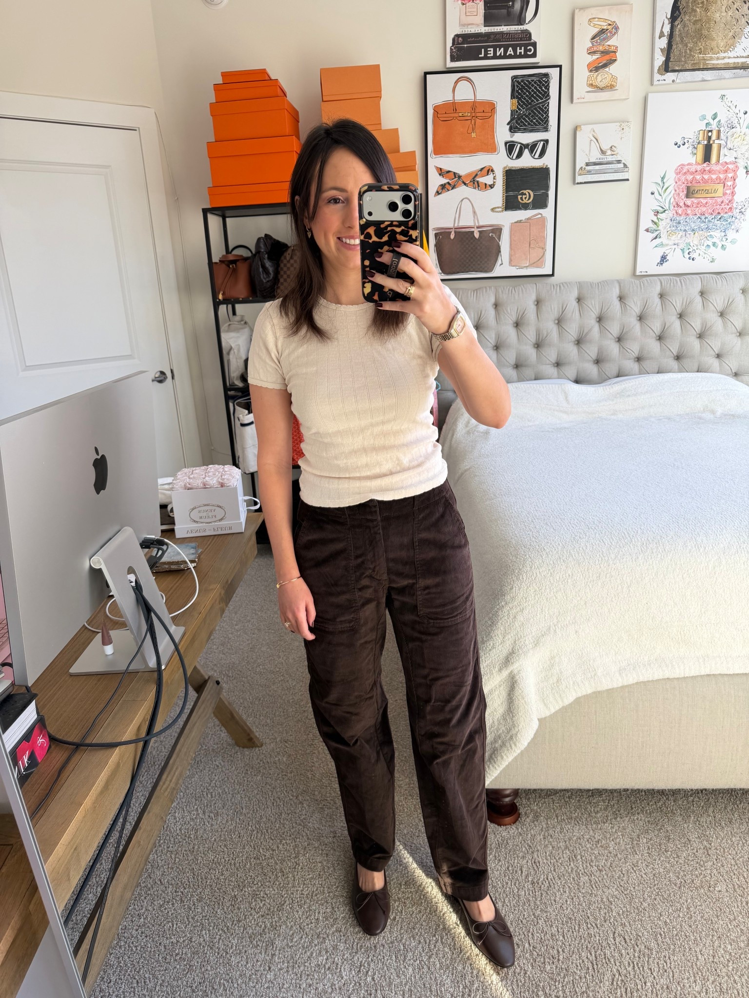 These chocolate brown corduroy straight leg pants are SO good. 



#LTKHoliday #LTKFindsUnder100 #LTKootd