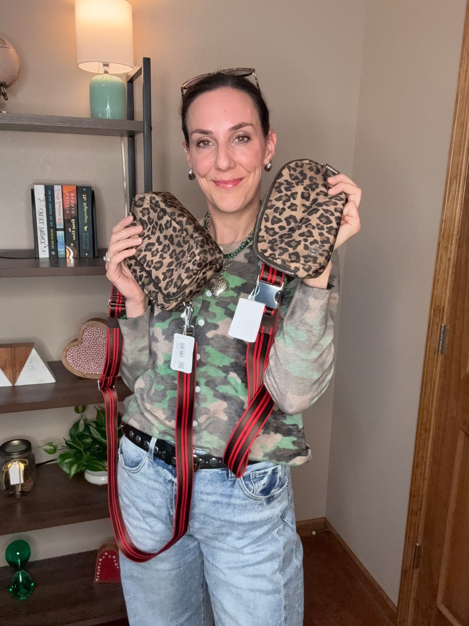 Lululemon came out with a new animal print in both the crossbody AND belt bag, and I can’t decide which option I like more?! Which is your favorite?! 