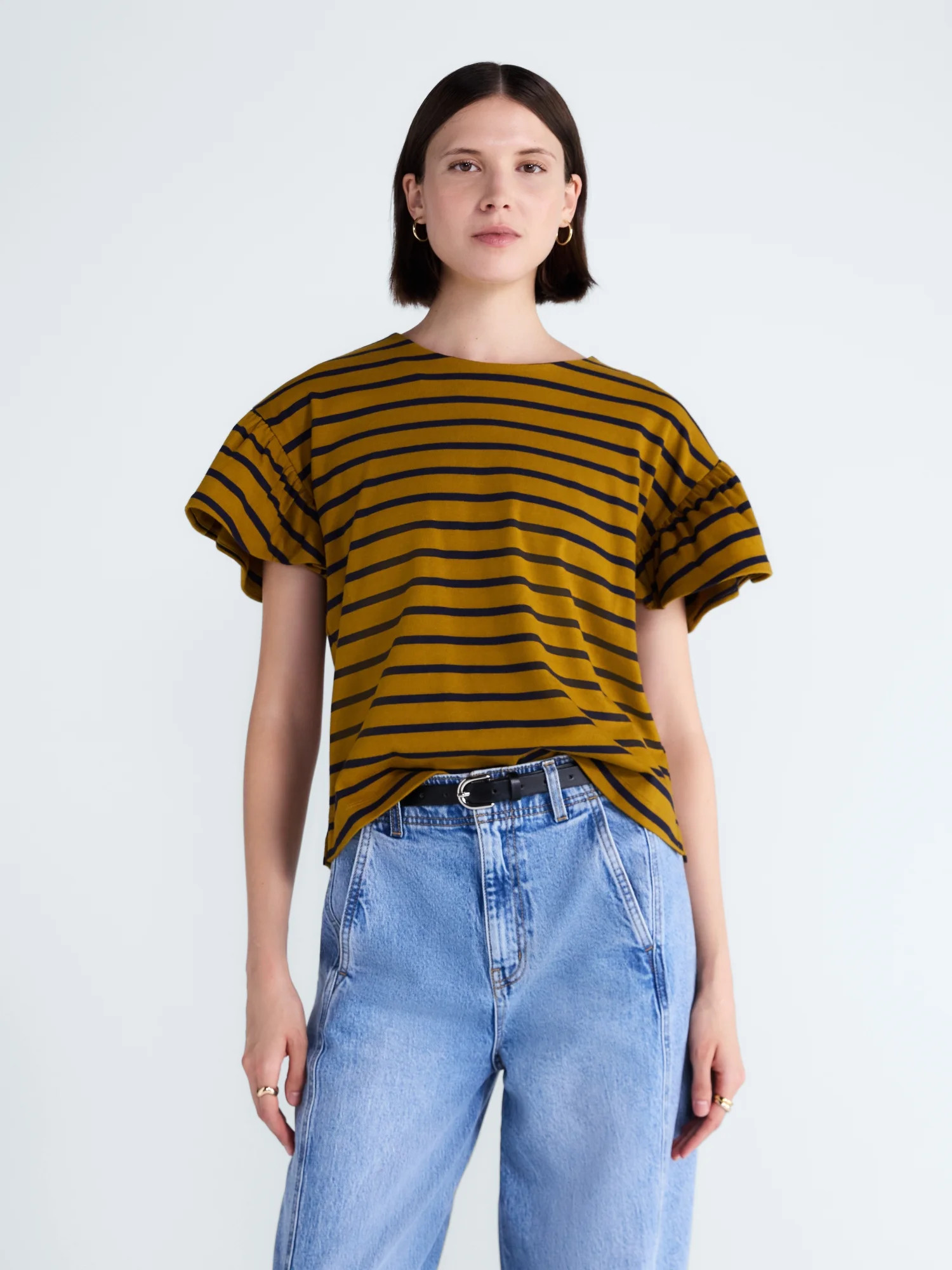 Free Assembly Women's Cotton Crewneck Top with Flutter Sleeves, Sizes XS-XXL | Walmart (US)